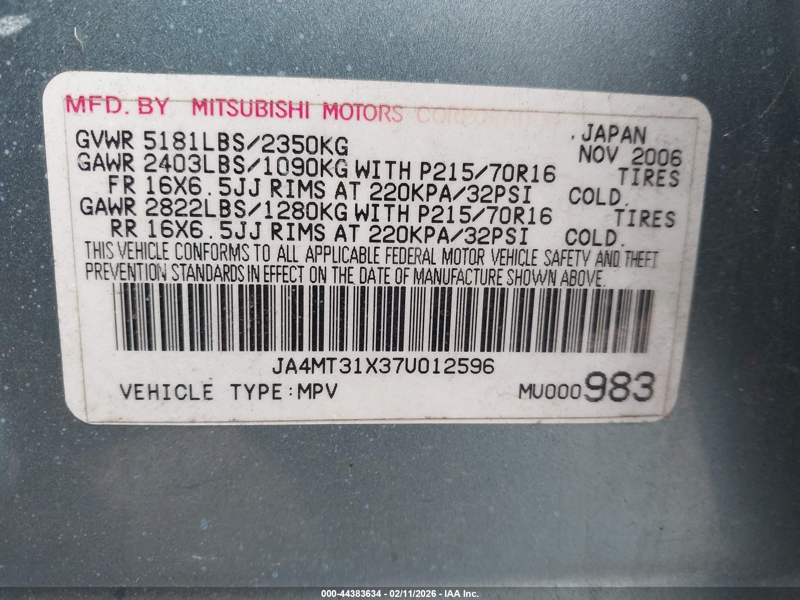 MITSUBISHI OUTLANDER image 9