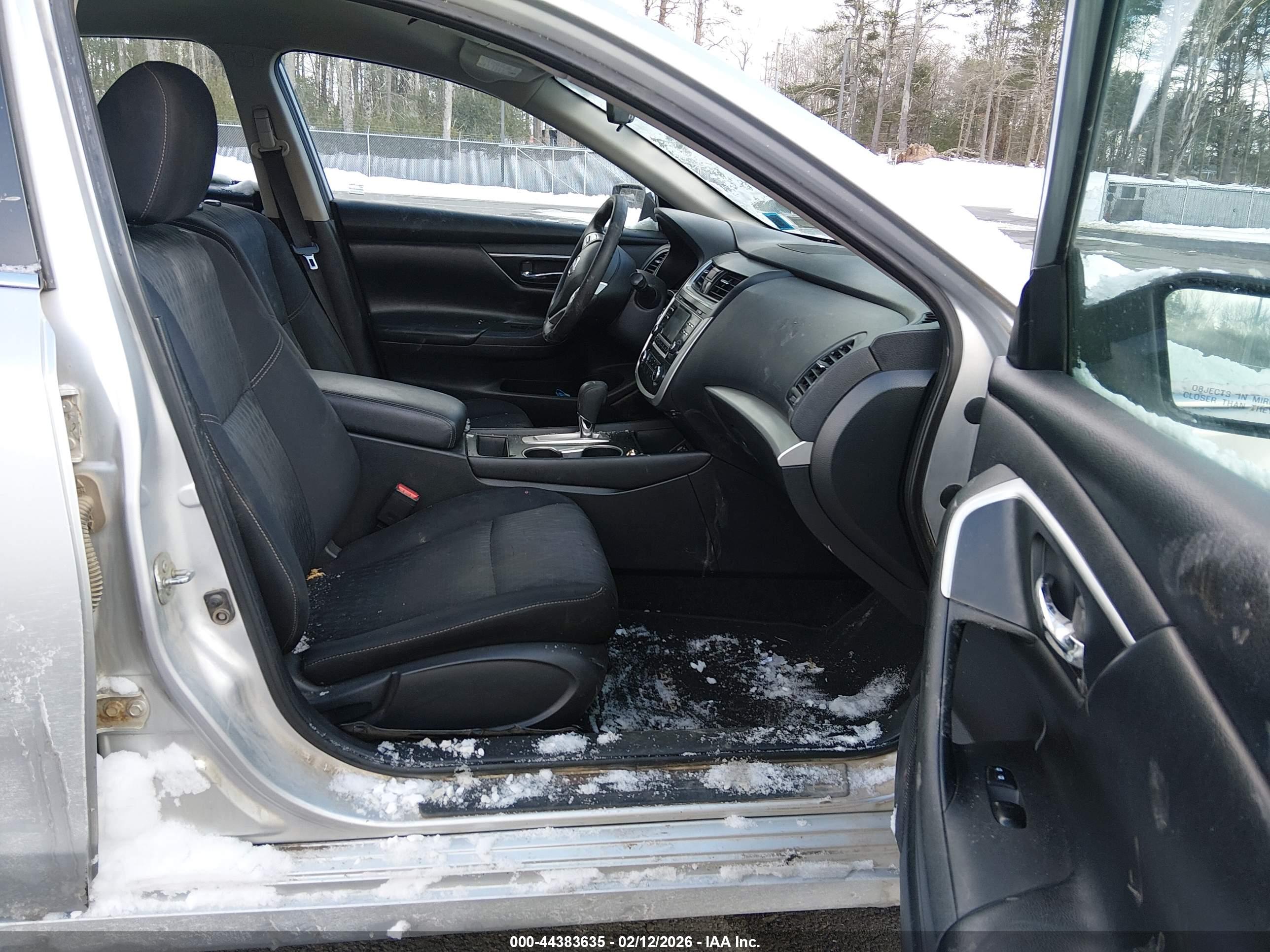 NISSAN ALTIMA image 5