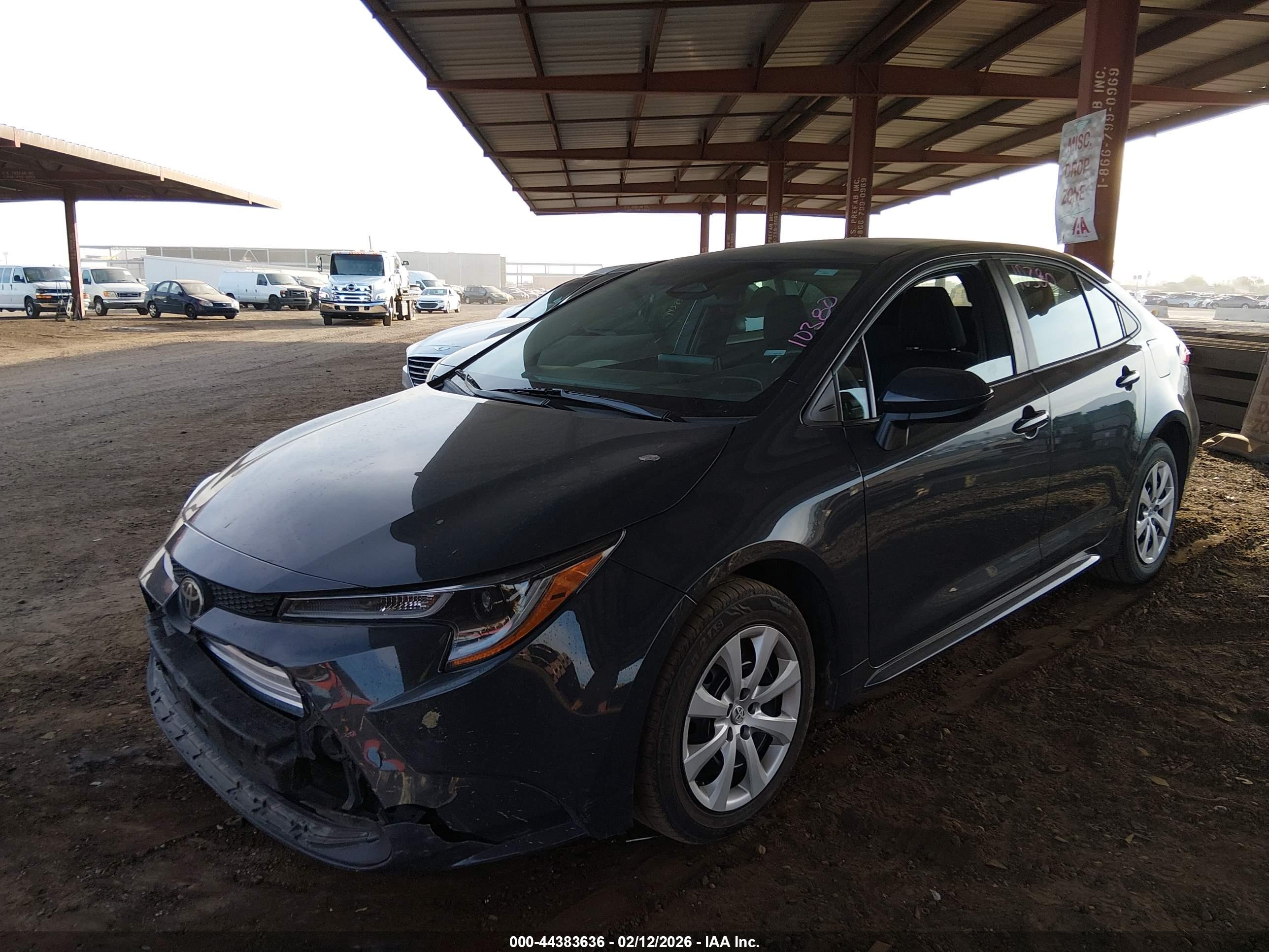 TOYOTA COROLLA image 2