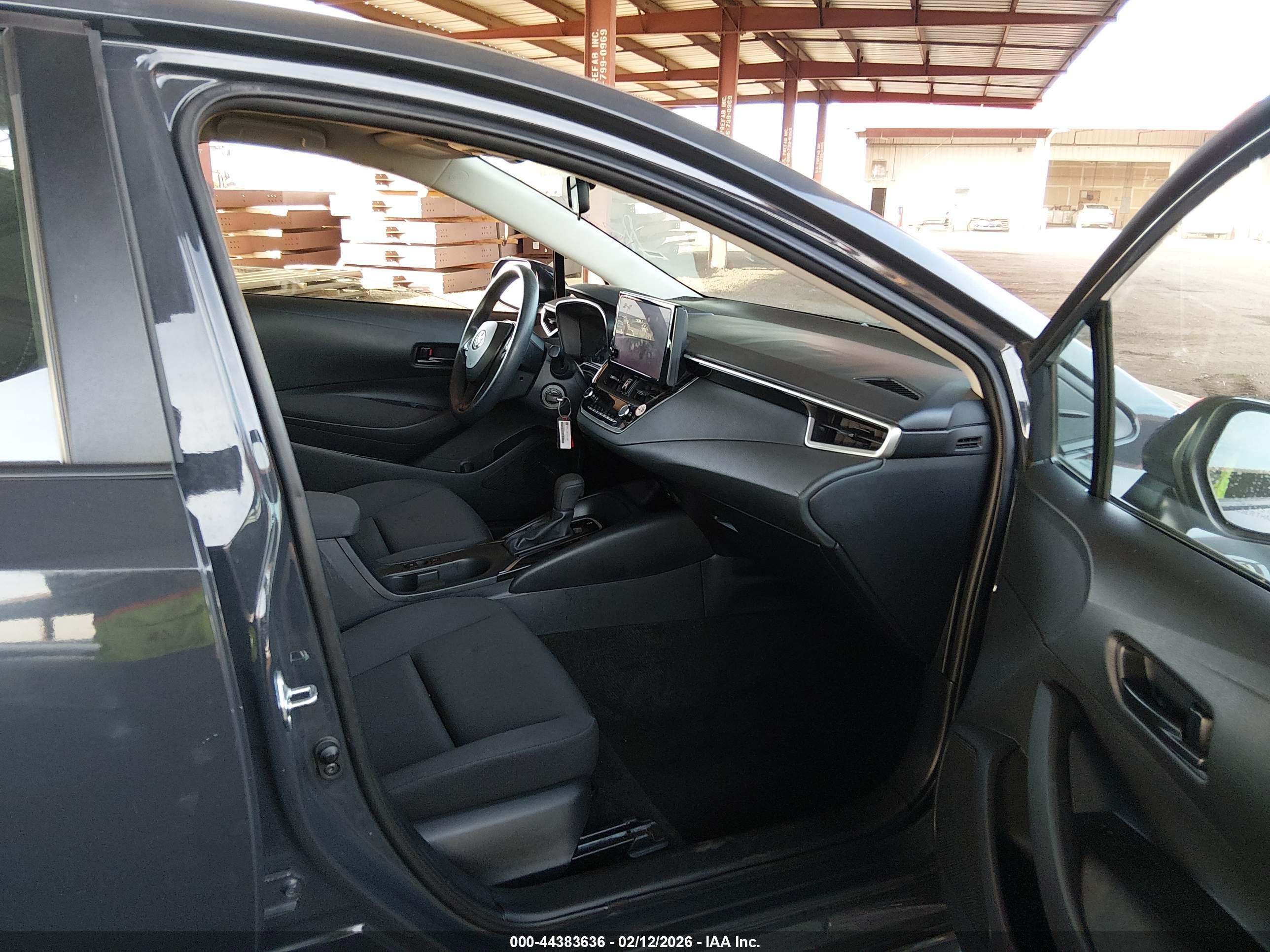 TOYOTA COROLLA image 5
