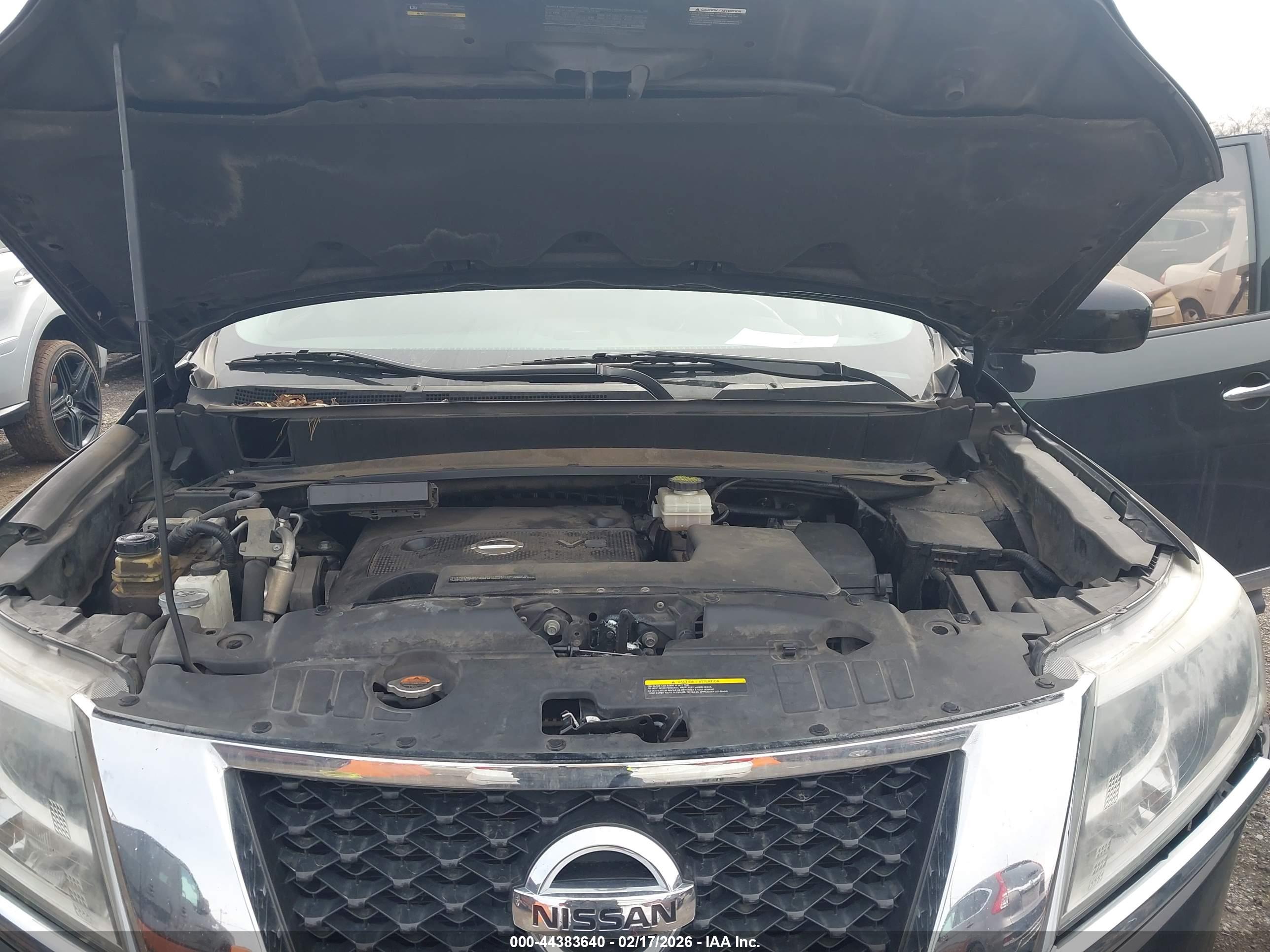 NISSAN PATHFINDER image 10