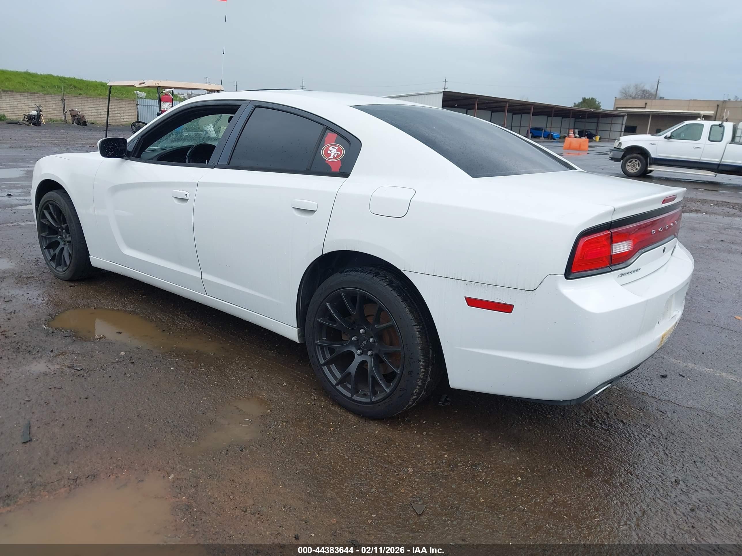 DODGE CHARGER image 3
