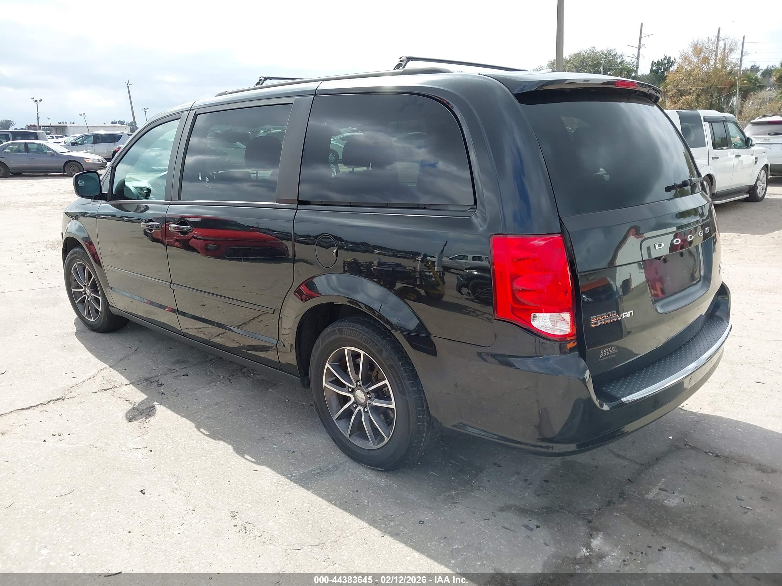 DODGE GRAND image 3