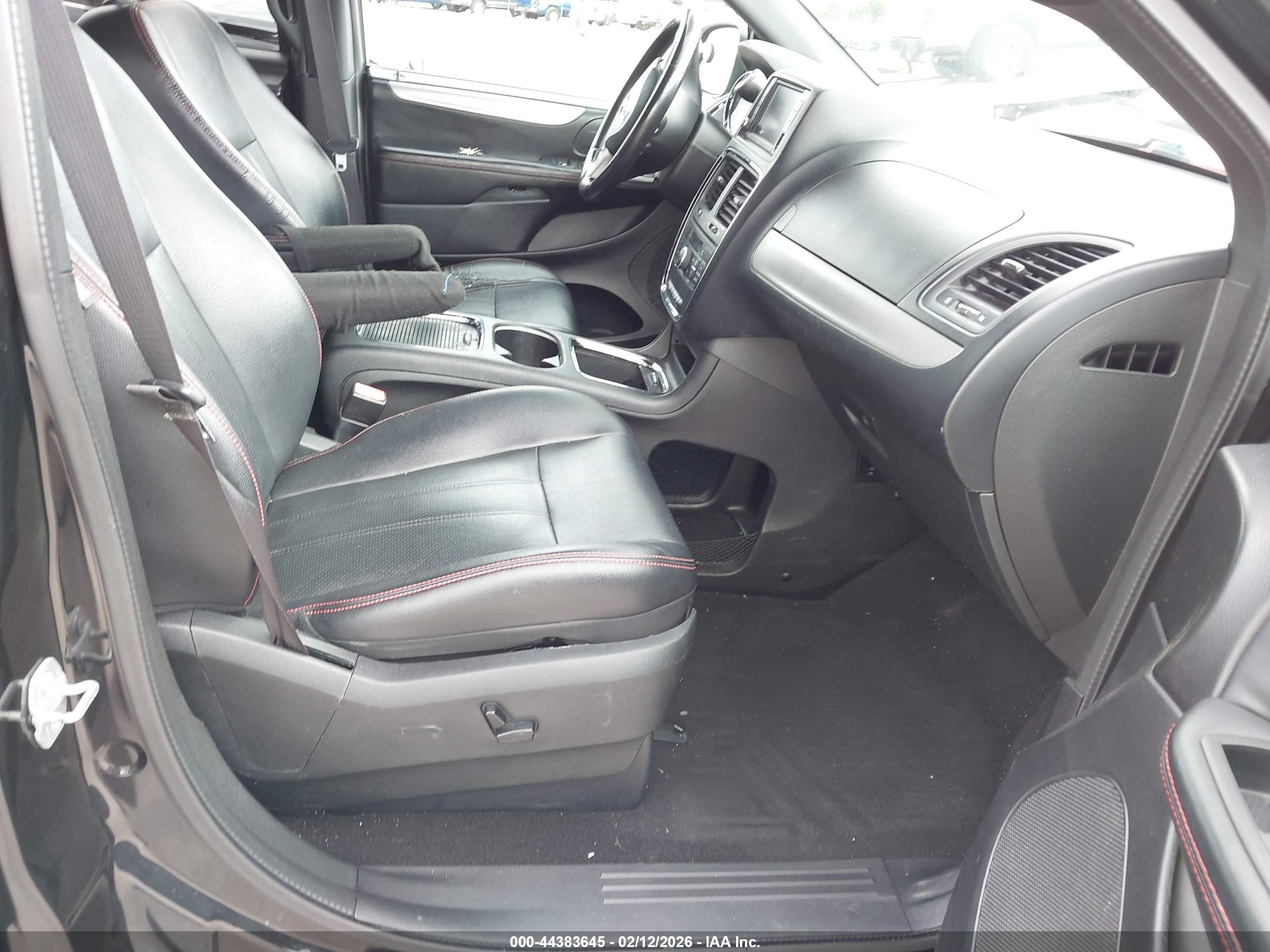 DODGE GRAND image 5