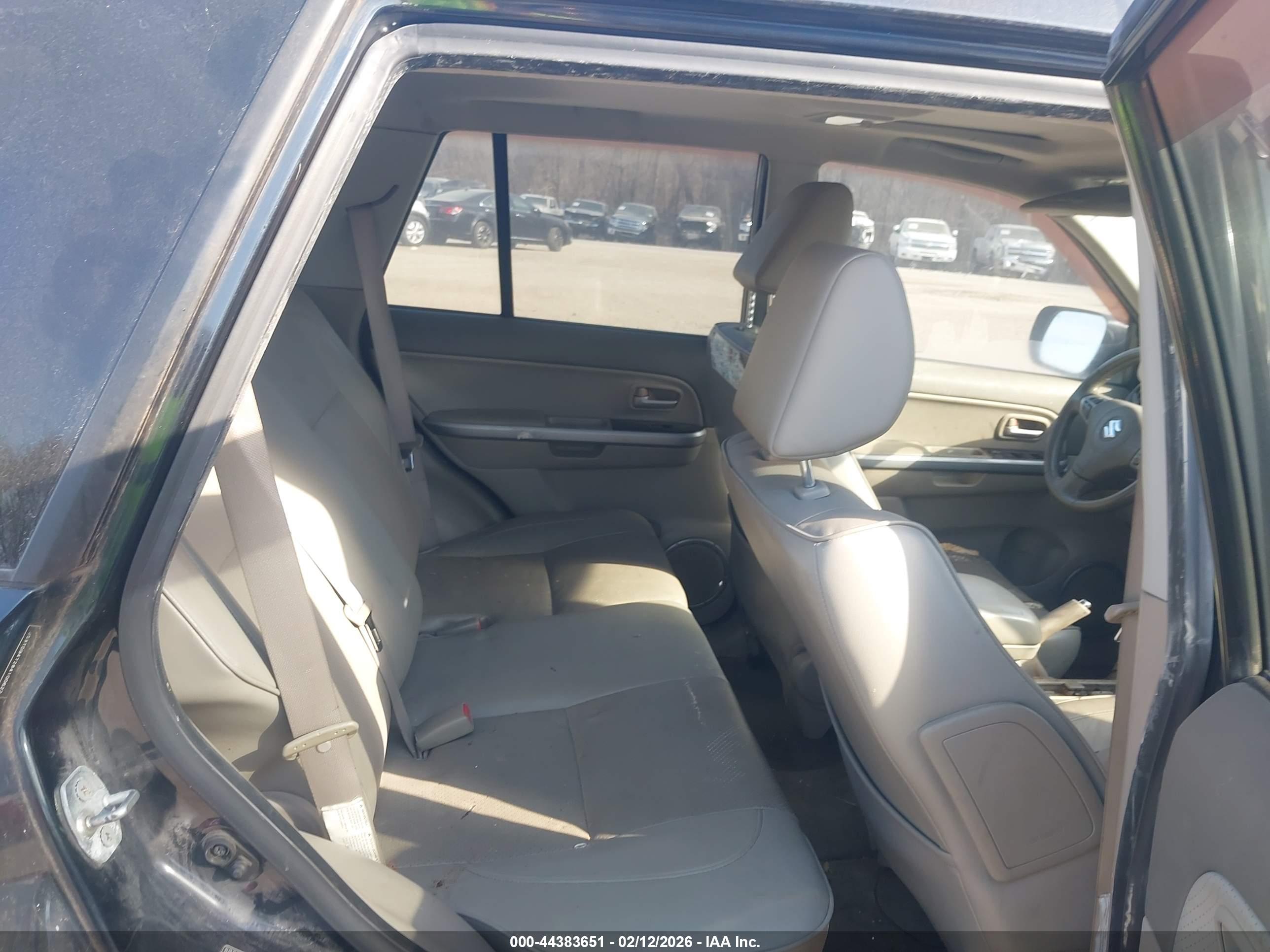 SUZUKI GRAND image 8