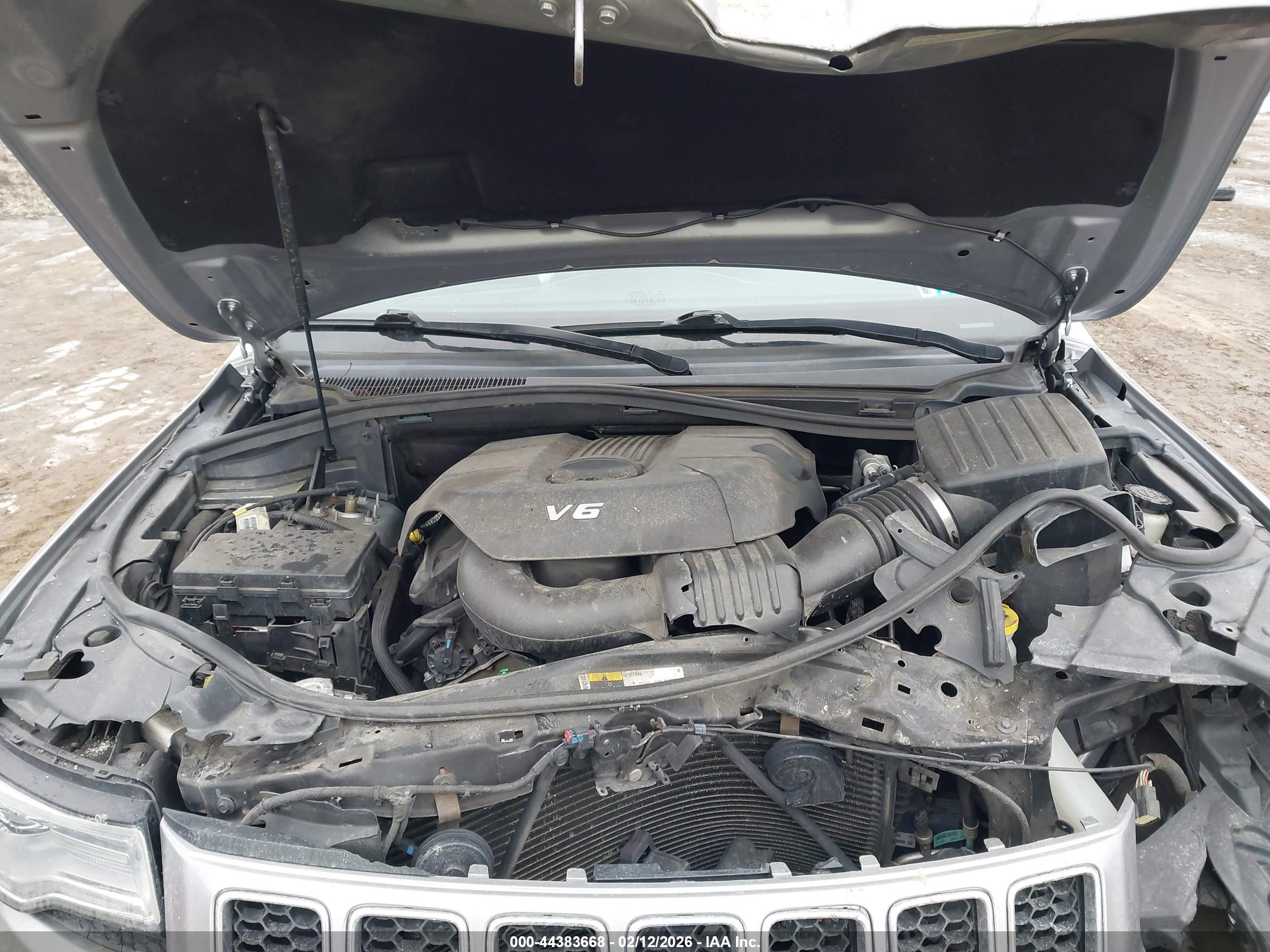 JEEP GRAND image 10