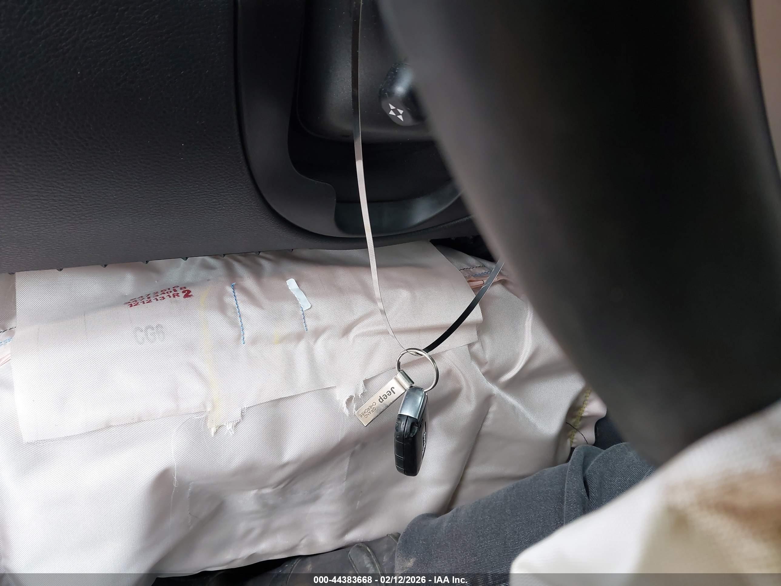 JEEP GRAND image 11