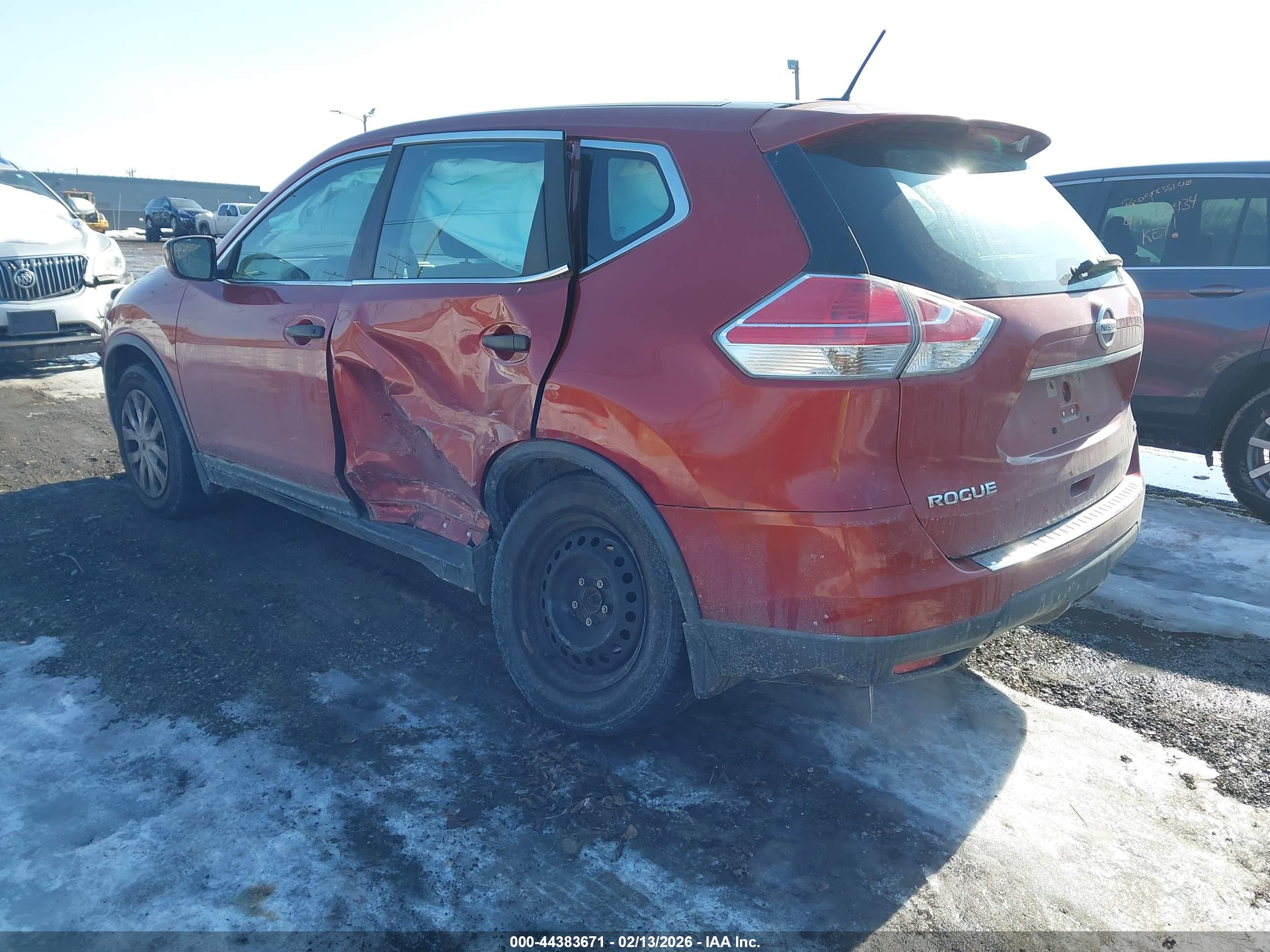 NISSAN ROGUE image 3