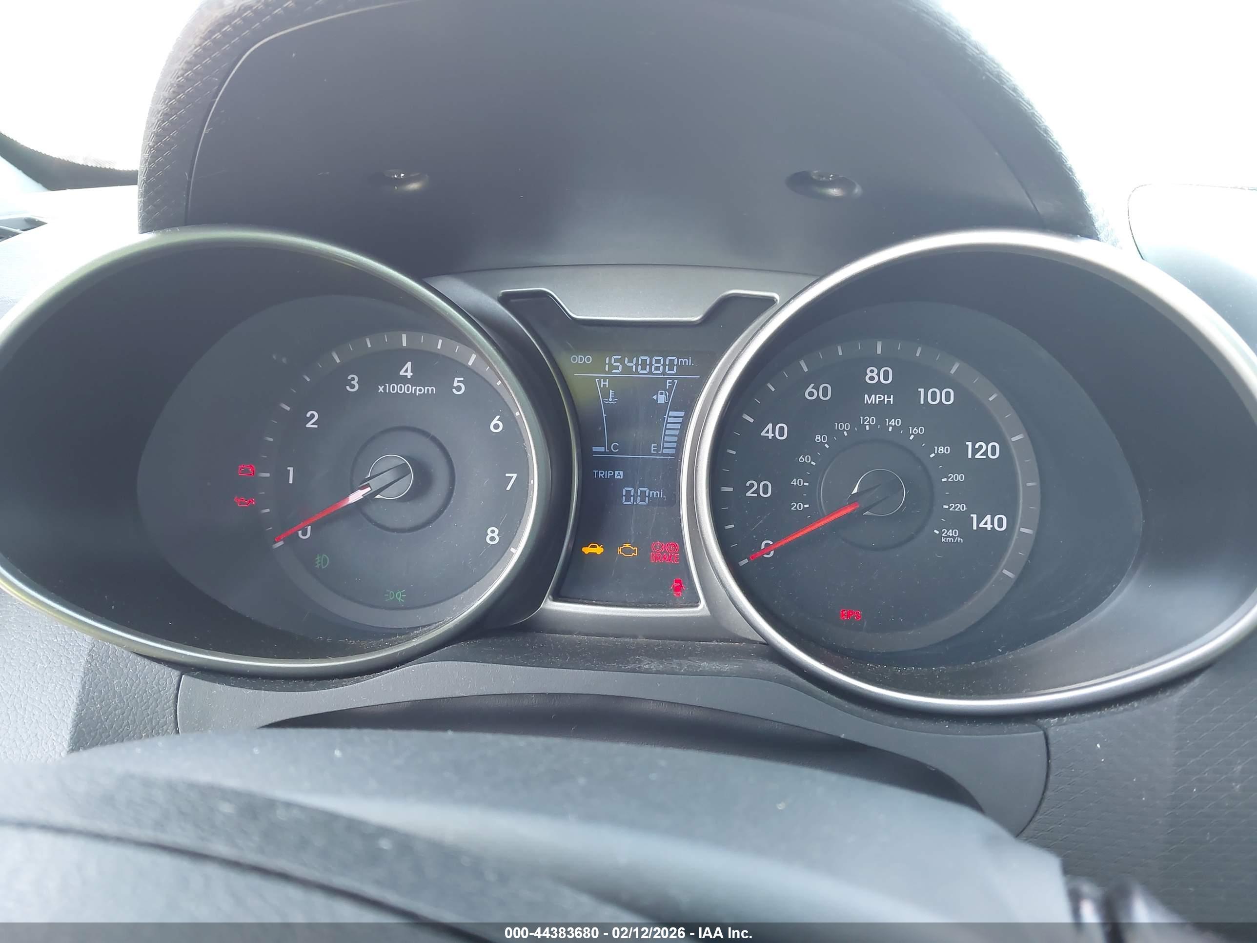 HYUNDAI VELOSTER image 7