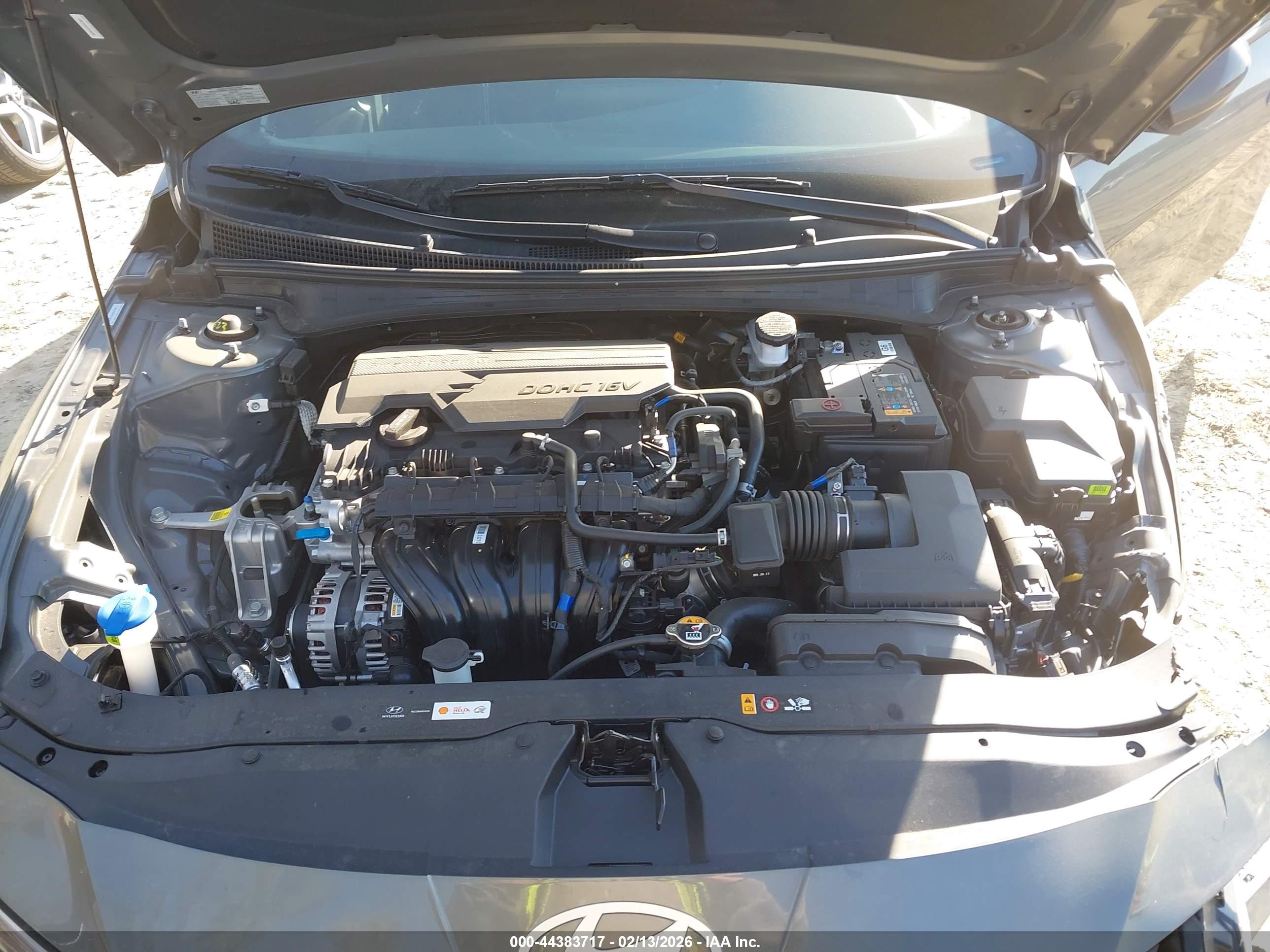 HYUNDAI ELANTRA image 10