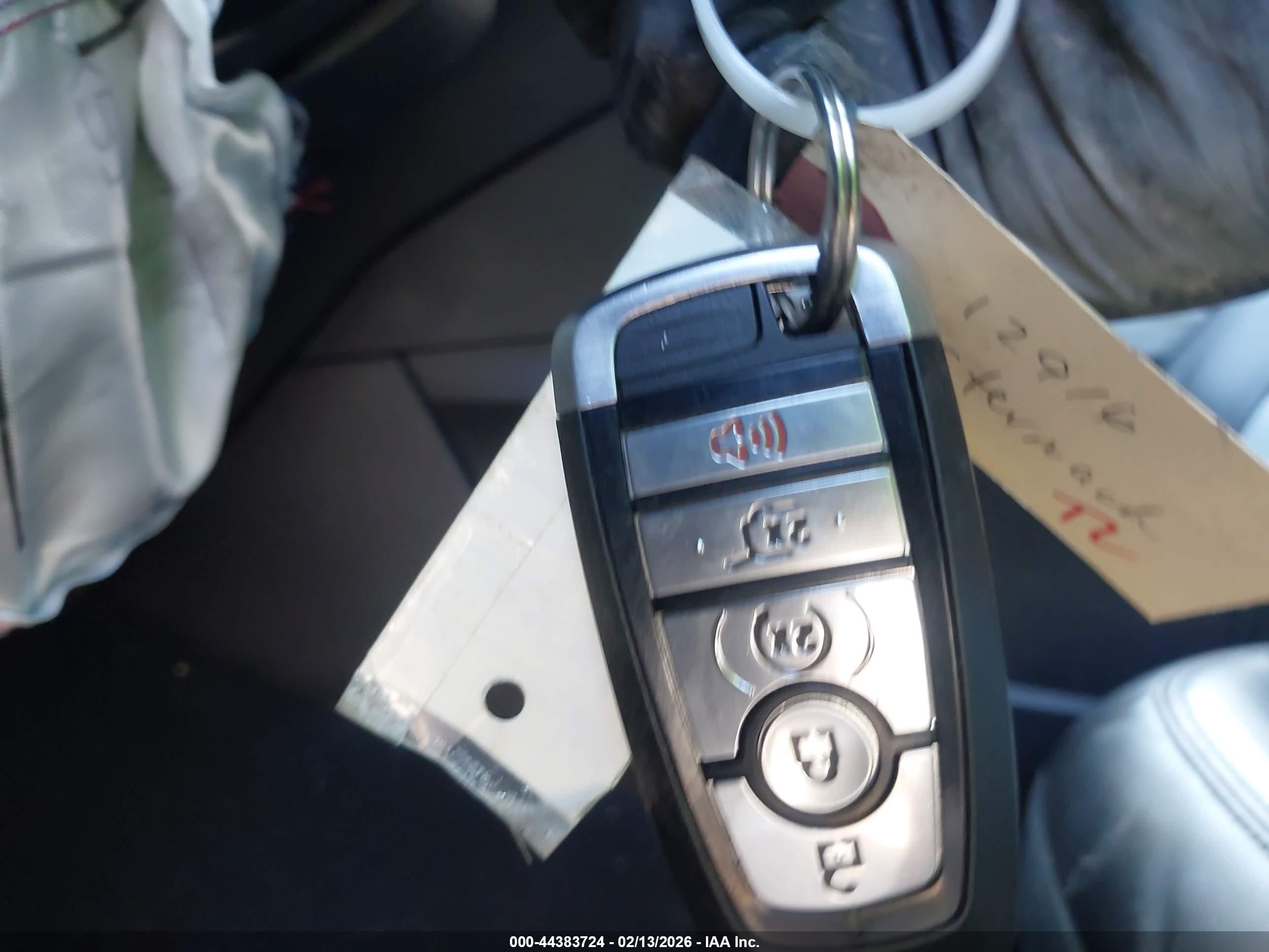 FORD EXPLORER image 11