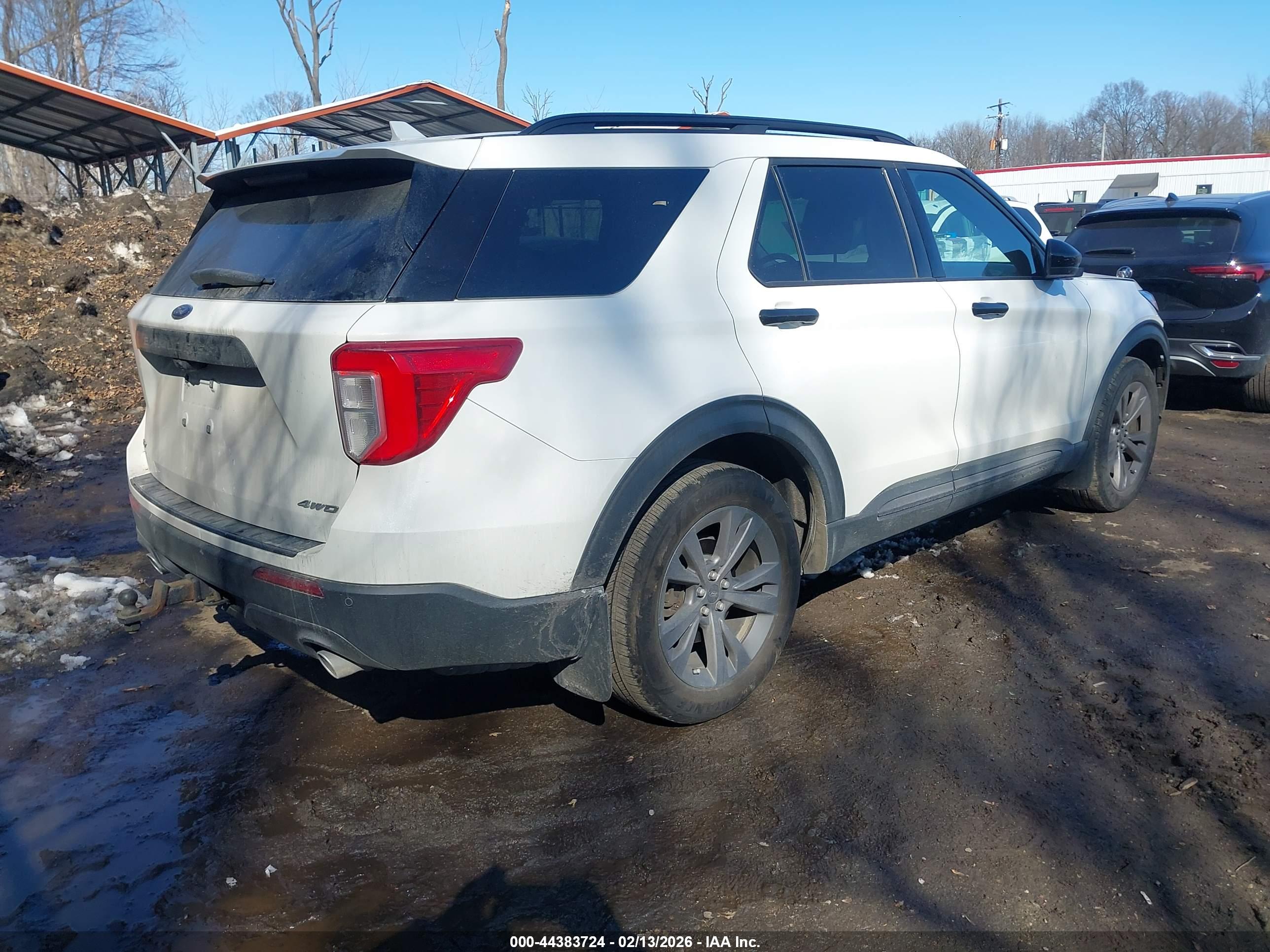 FORD EXPLORER image 4
