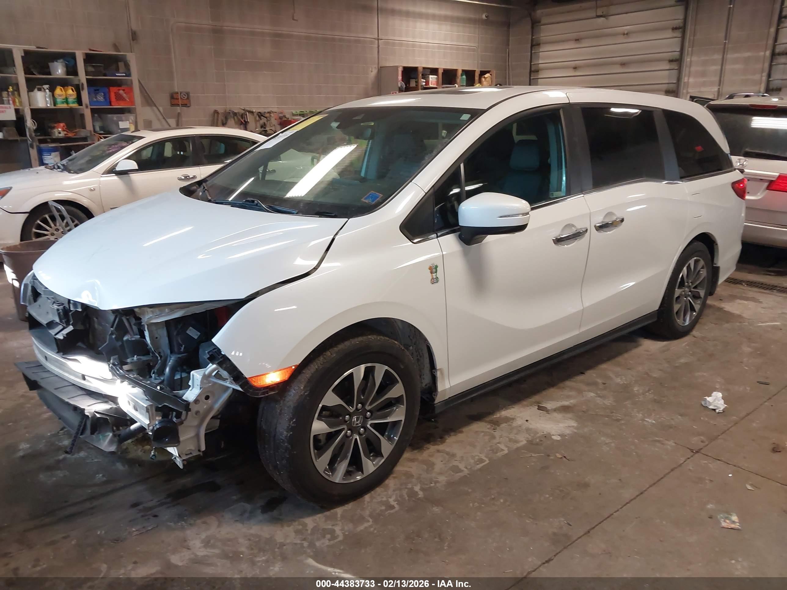 HONDA ODYSSEY image 2