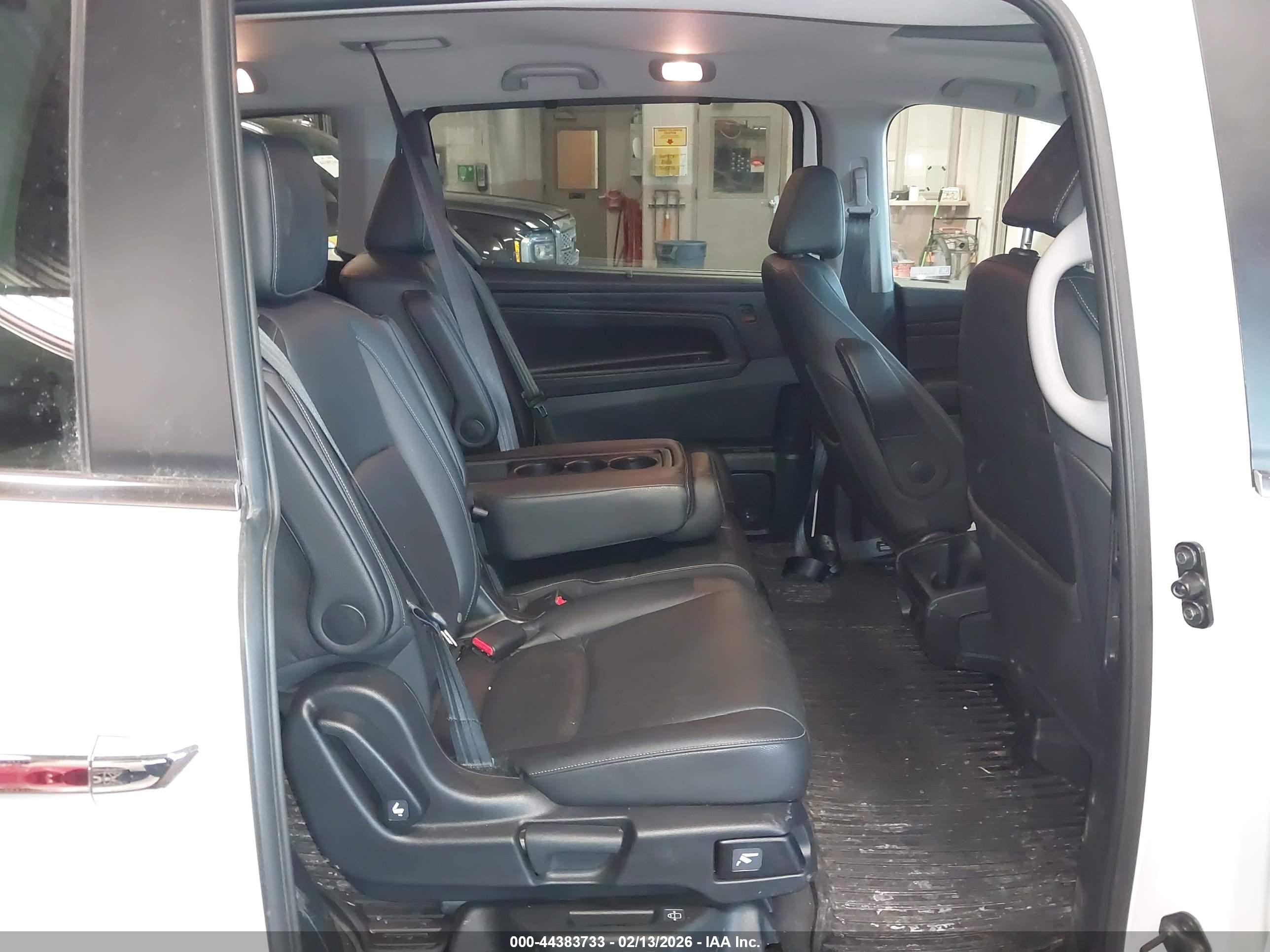 HONDA ODYSSEY image 8