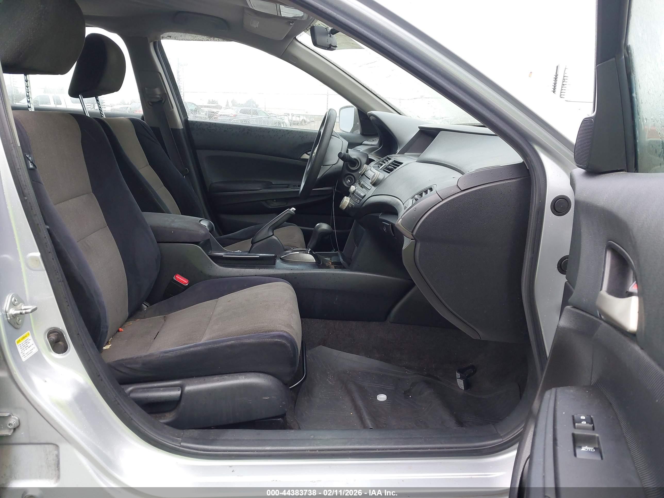 HONDA ACCORD image 5