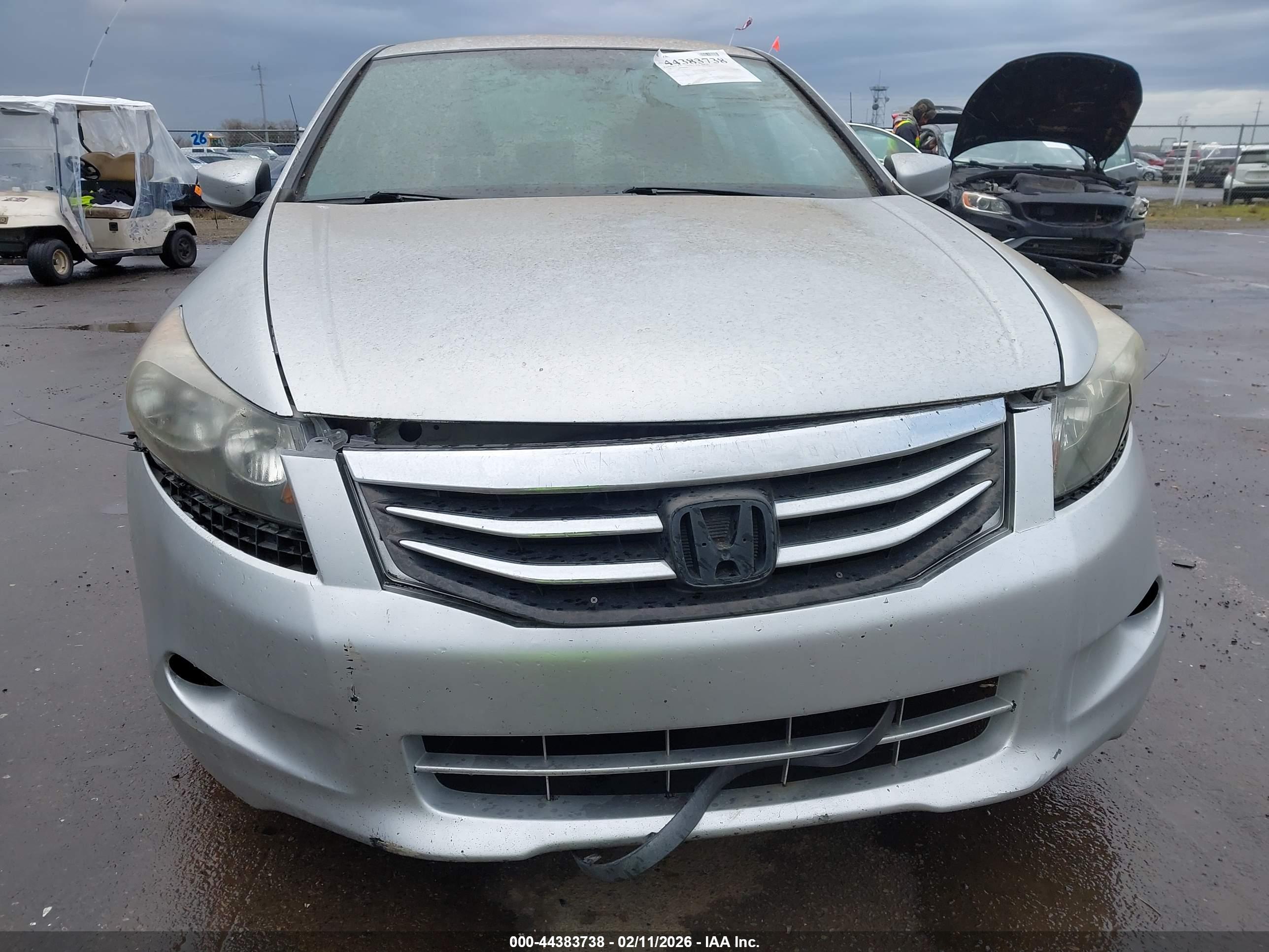 HONDA ACCORD image 6
