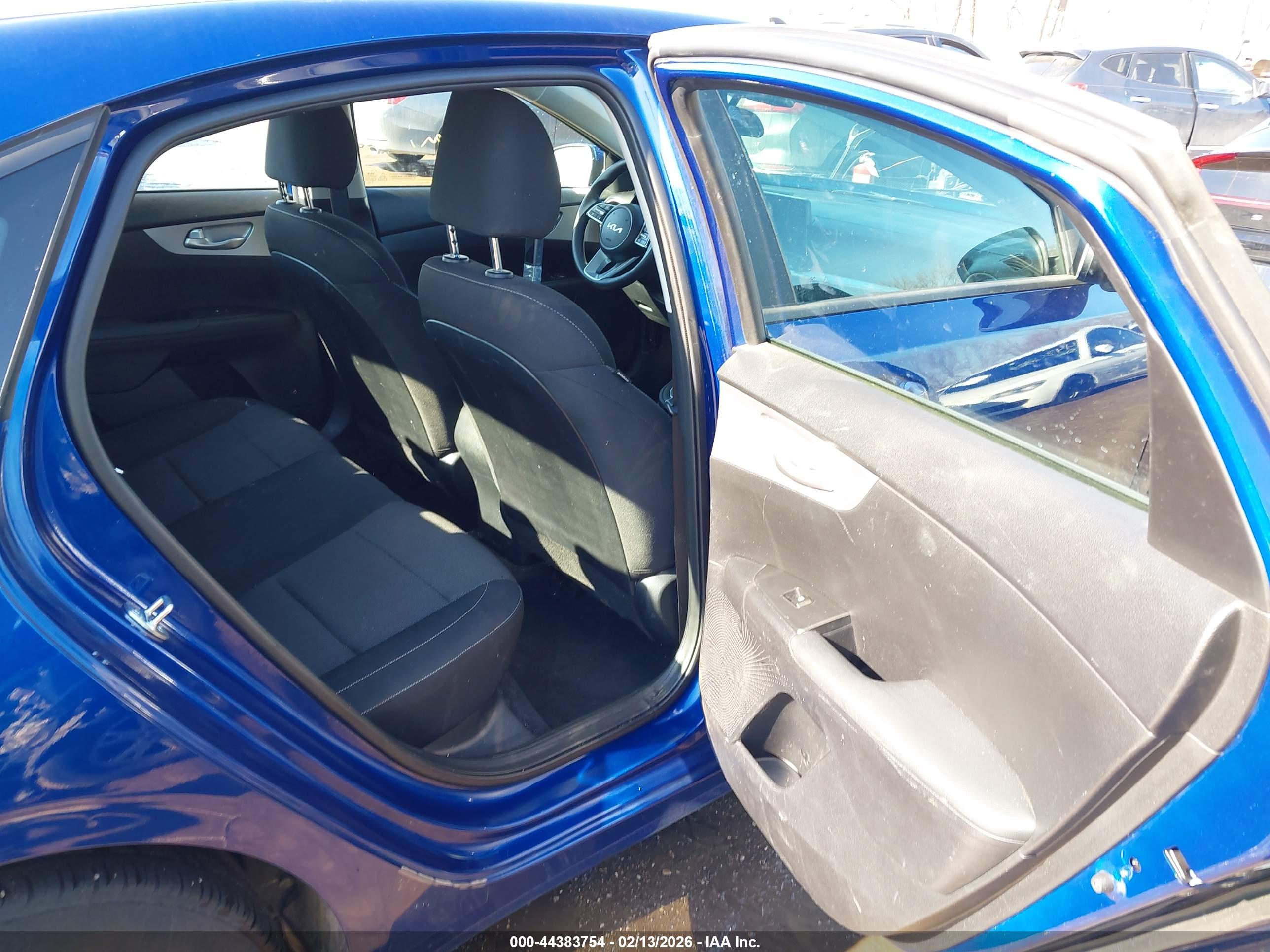 KIA FORTE image 8