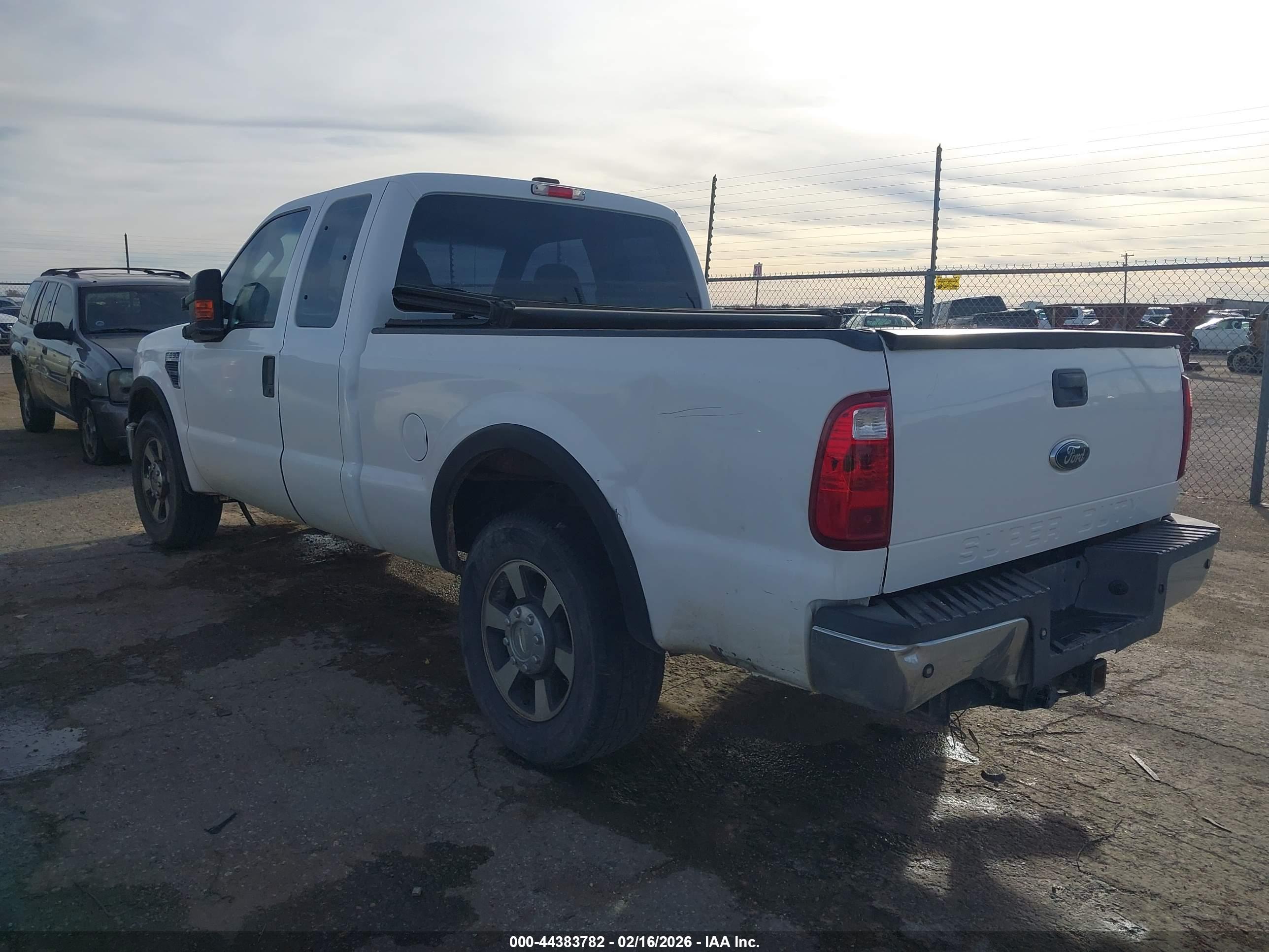 FORD F-250 image 3