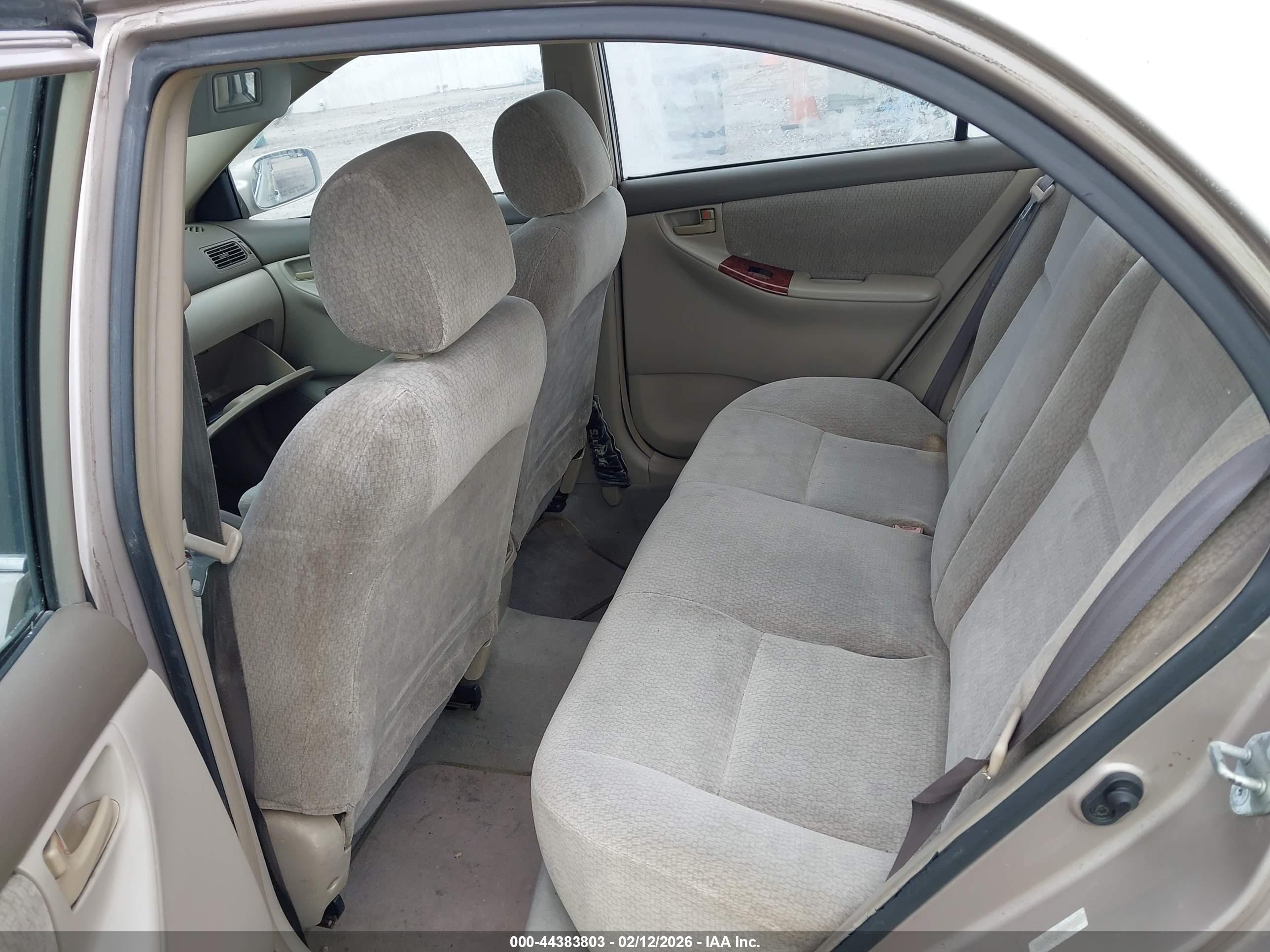 TOYOTA COROLLA image 8