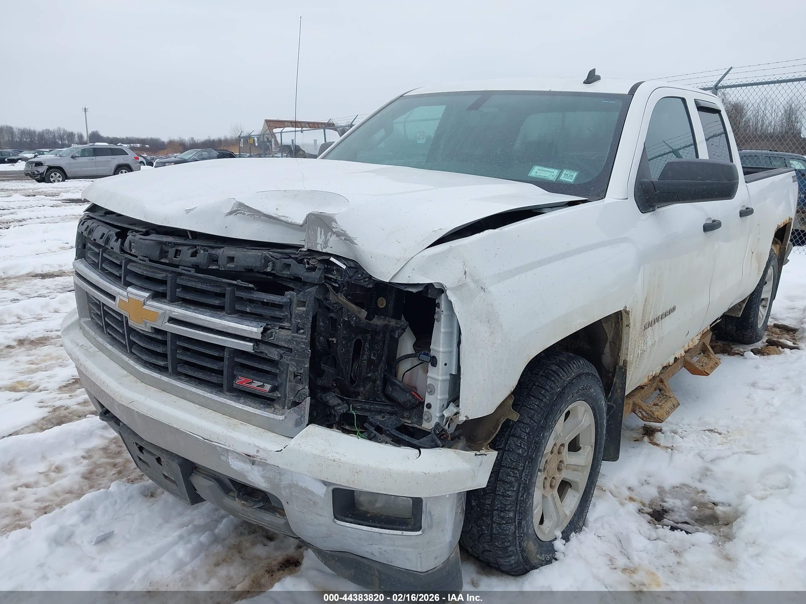 CHEVROLET SILVERADO image 6