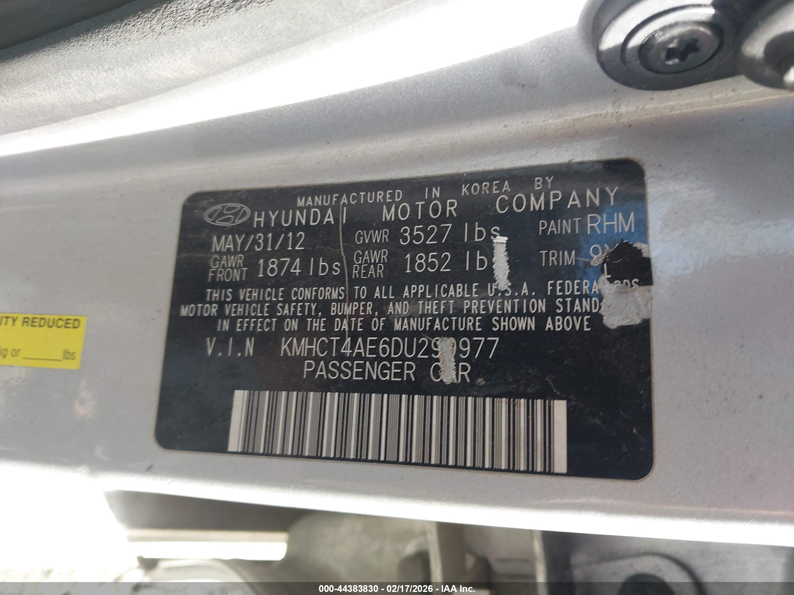 HYUNDAI ACCENT image 9