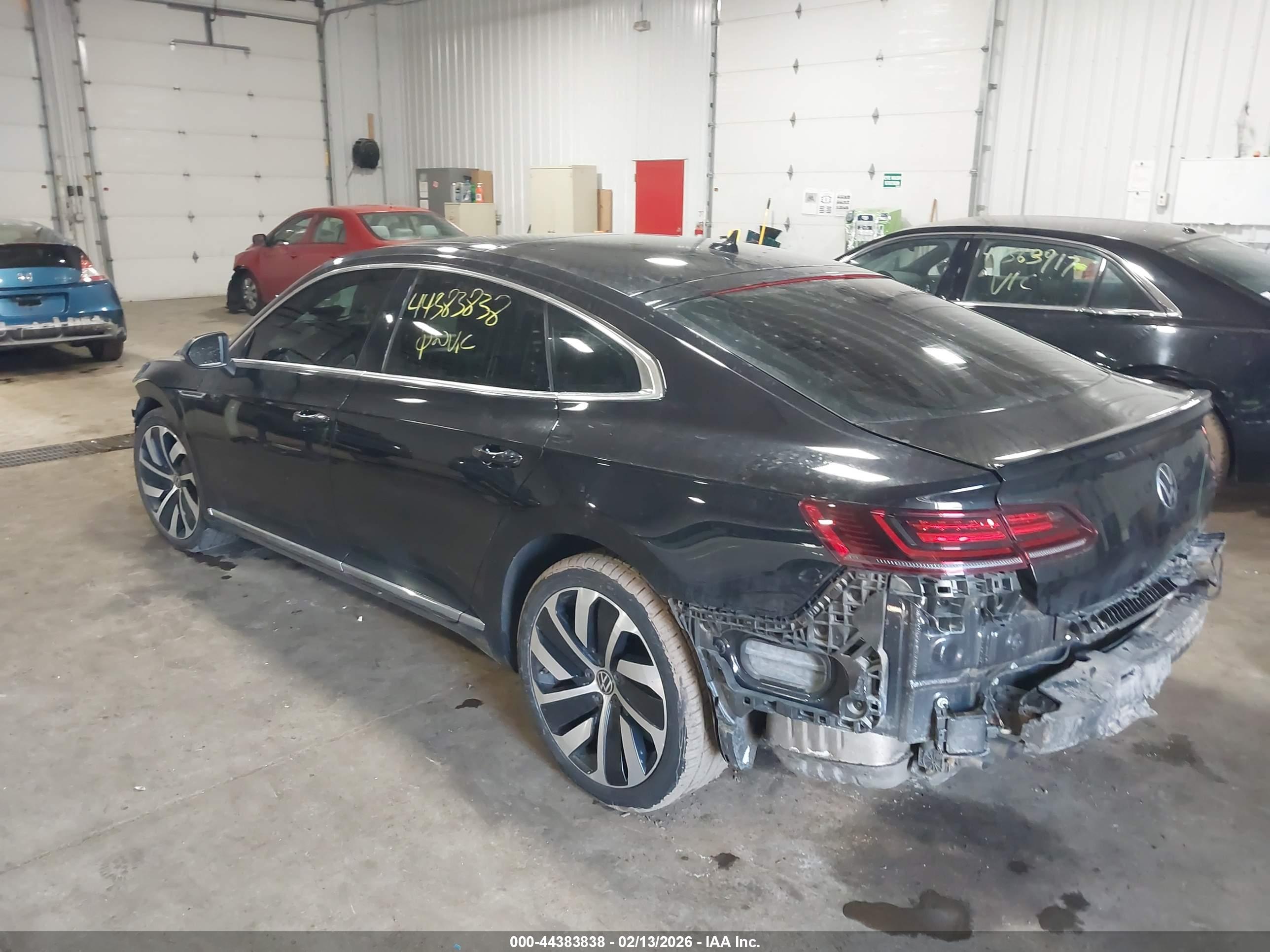 VOLKSWAGEN ARTEON image 3