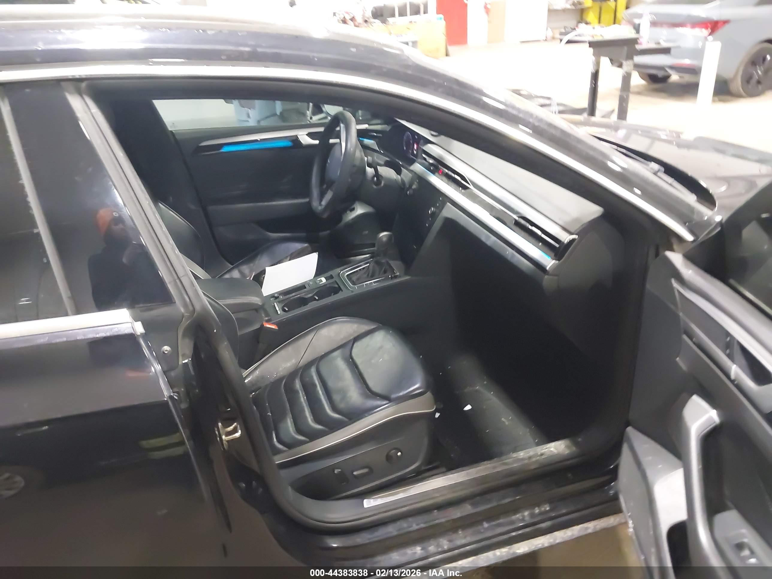 VOLKSWAGEN ARTEON image 5