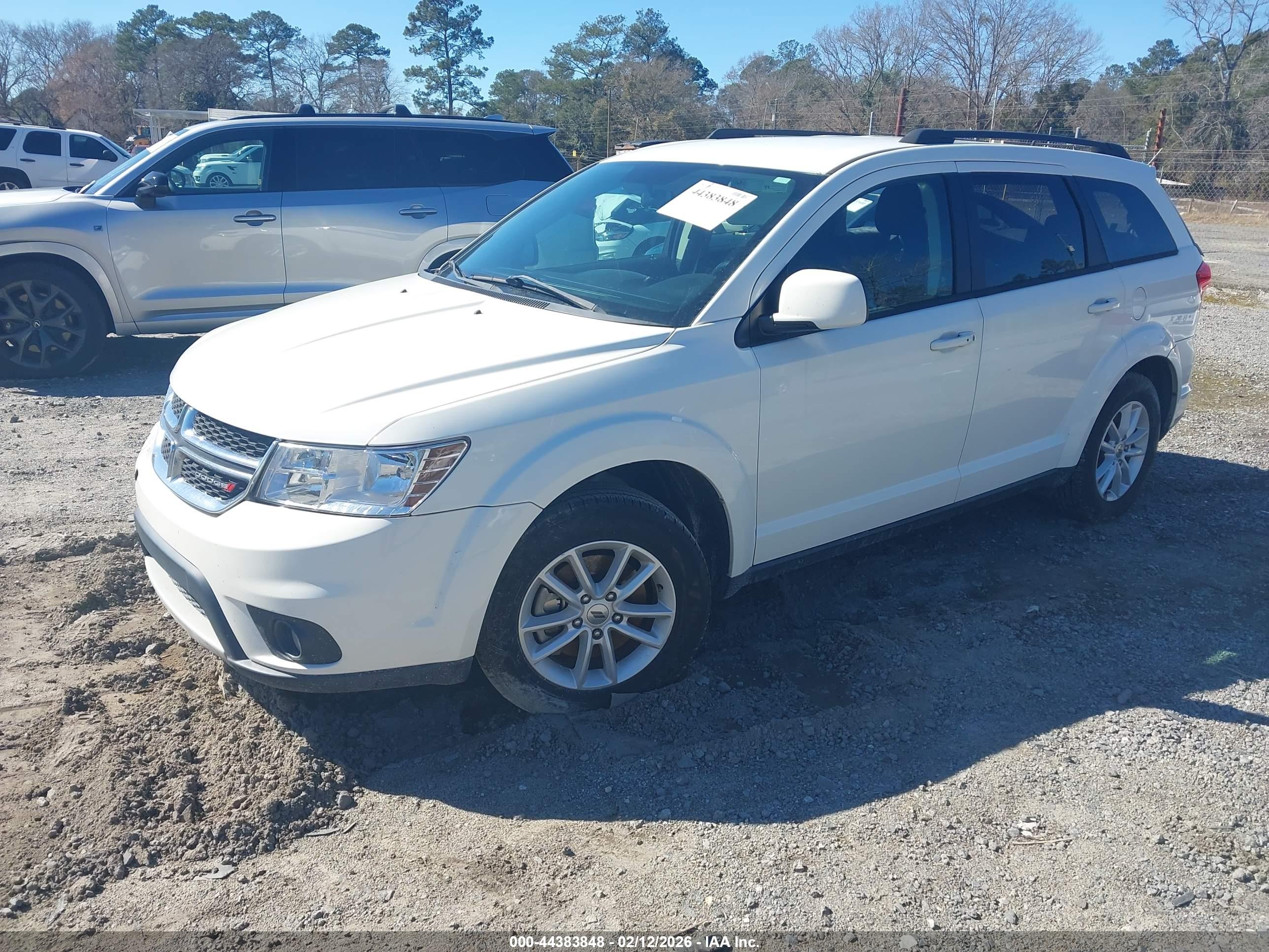 DODGE JOURNEY image 2