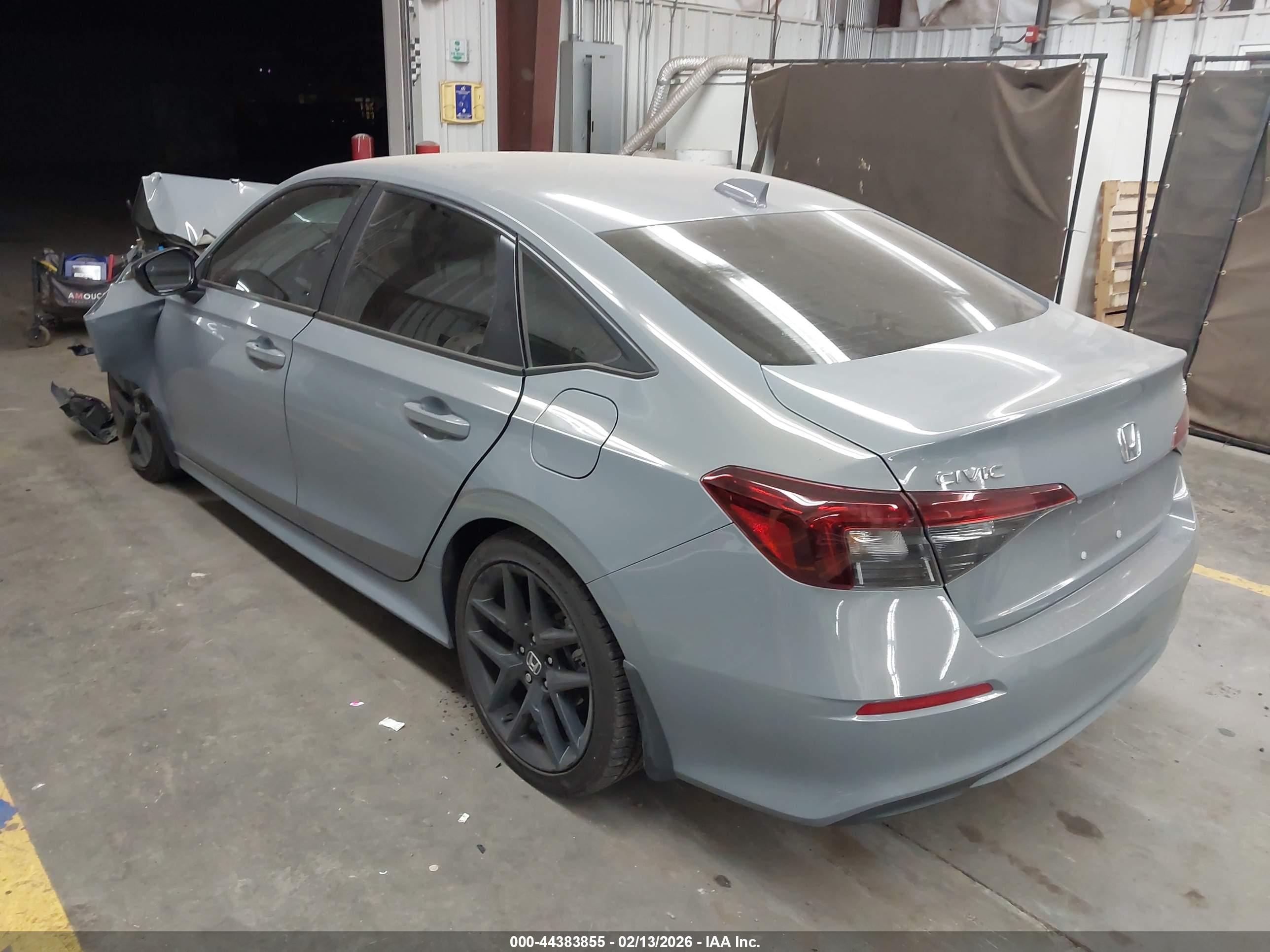 HONDA CIVIC image 3