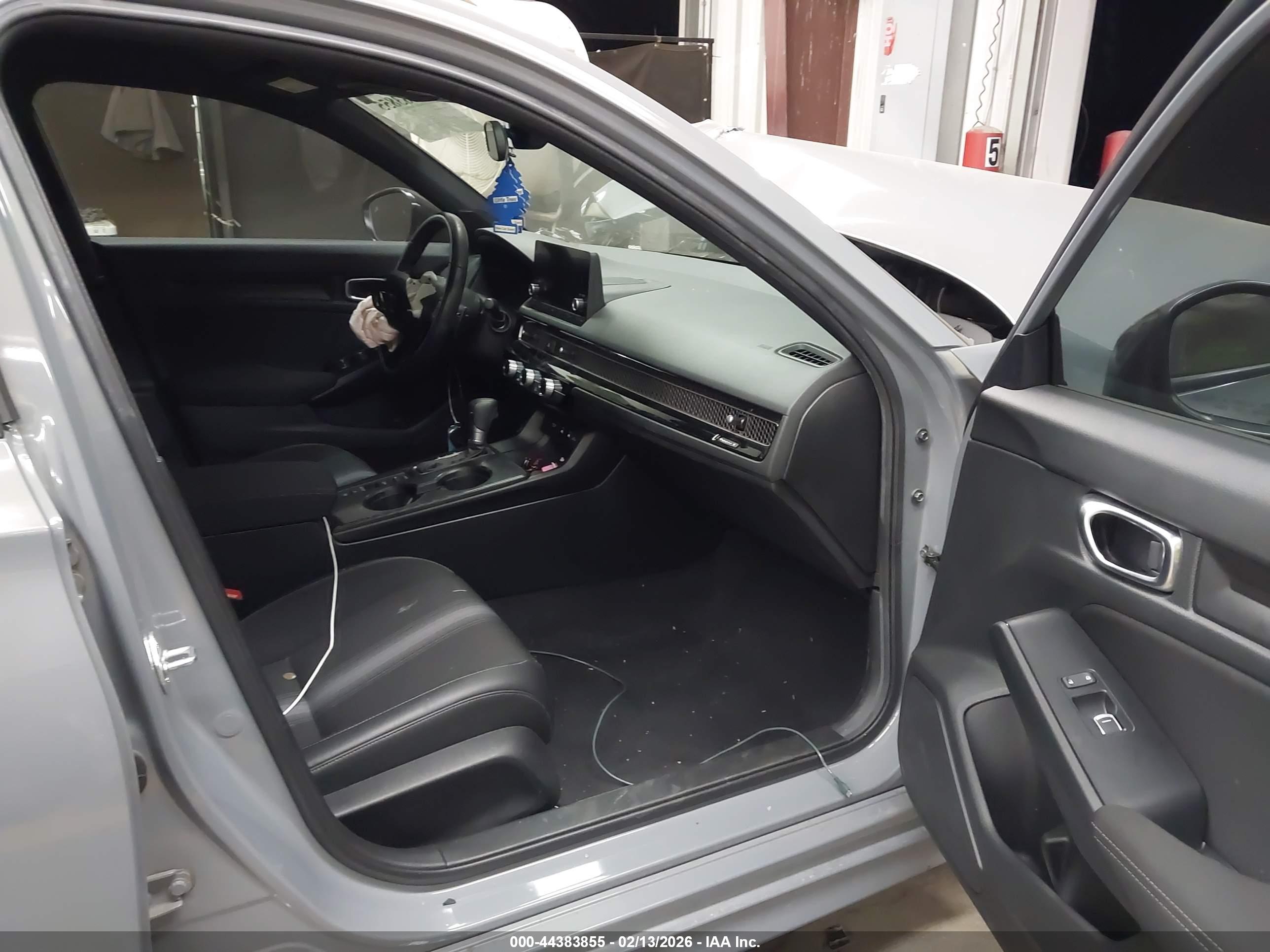 HONDA CIVIC image 5