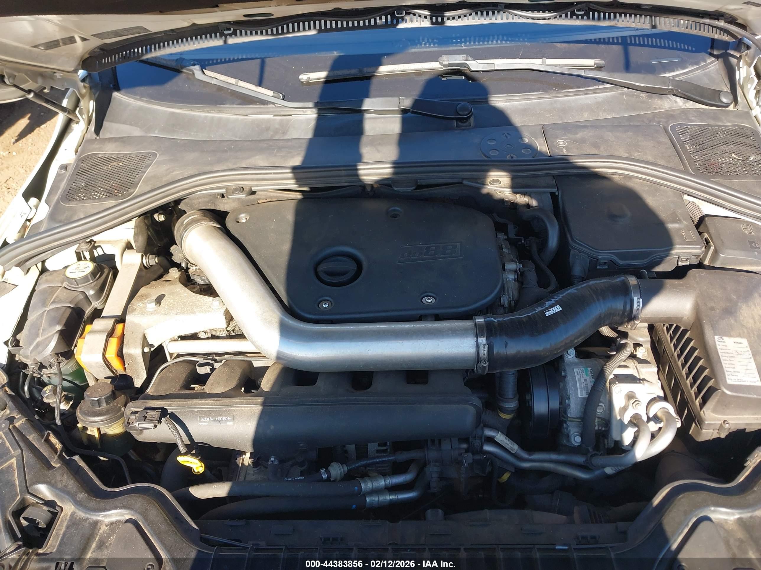 VOLVO S60 image 10