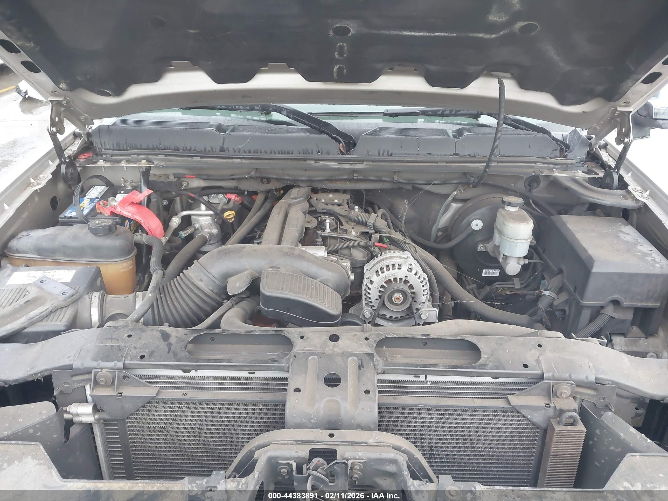 CHEVROLET SILVERADO image 10