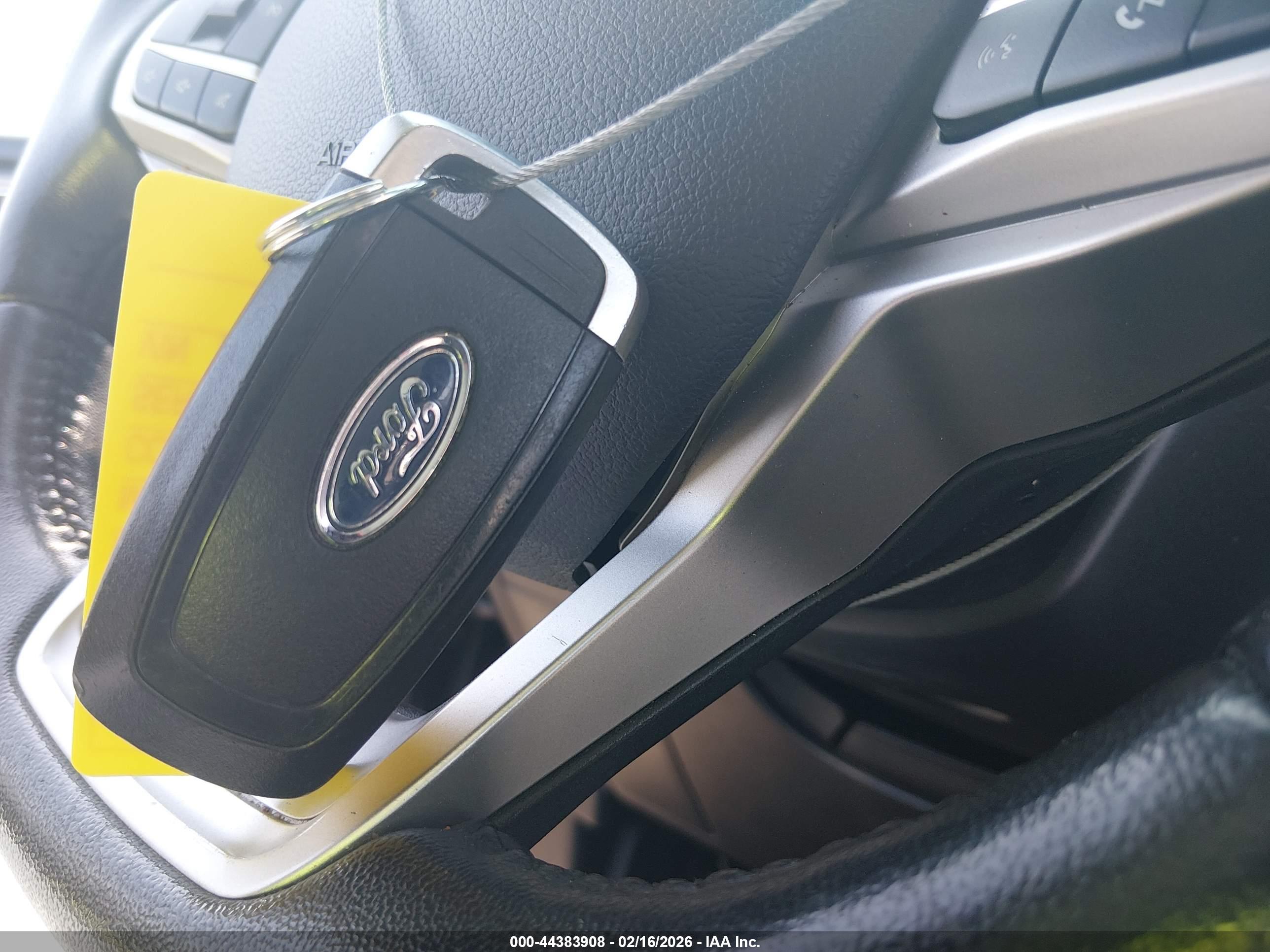 FORD EXPLORER image 11