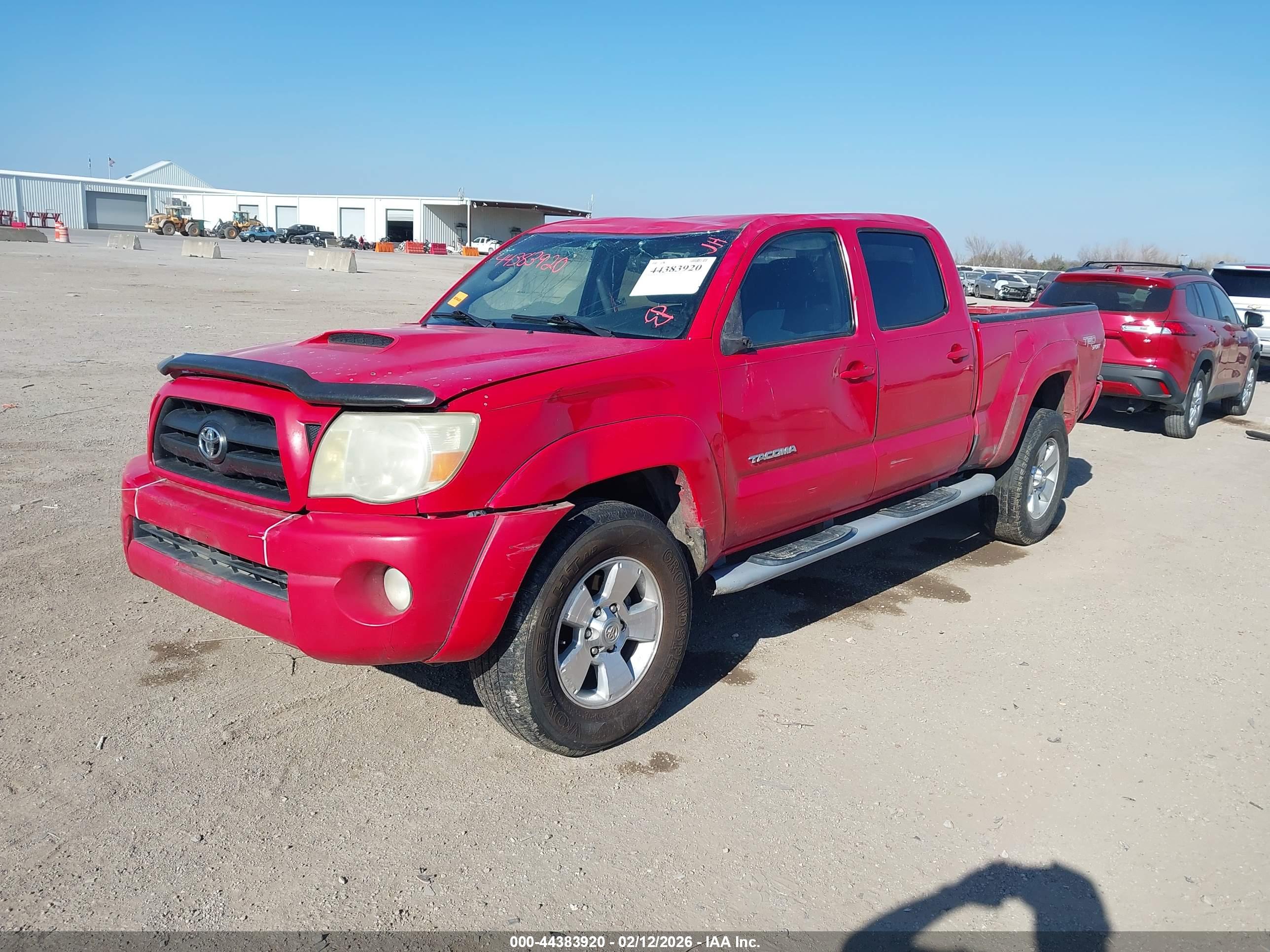 TOYOTA TACOMA image 2