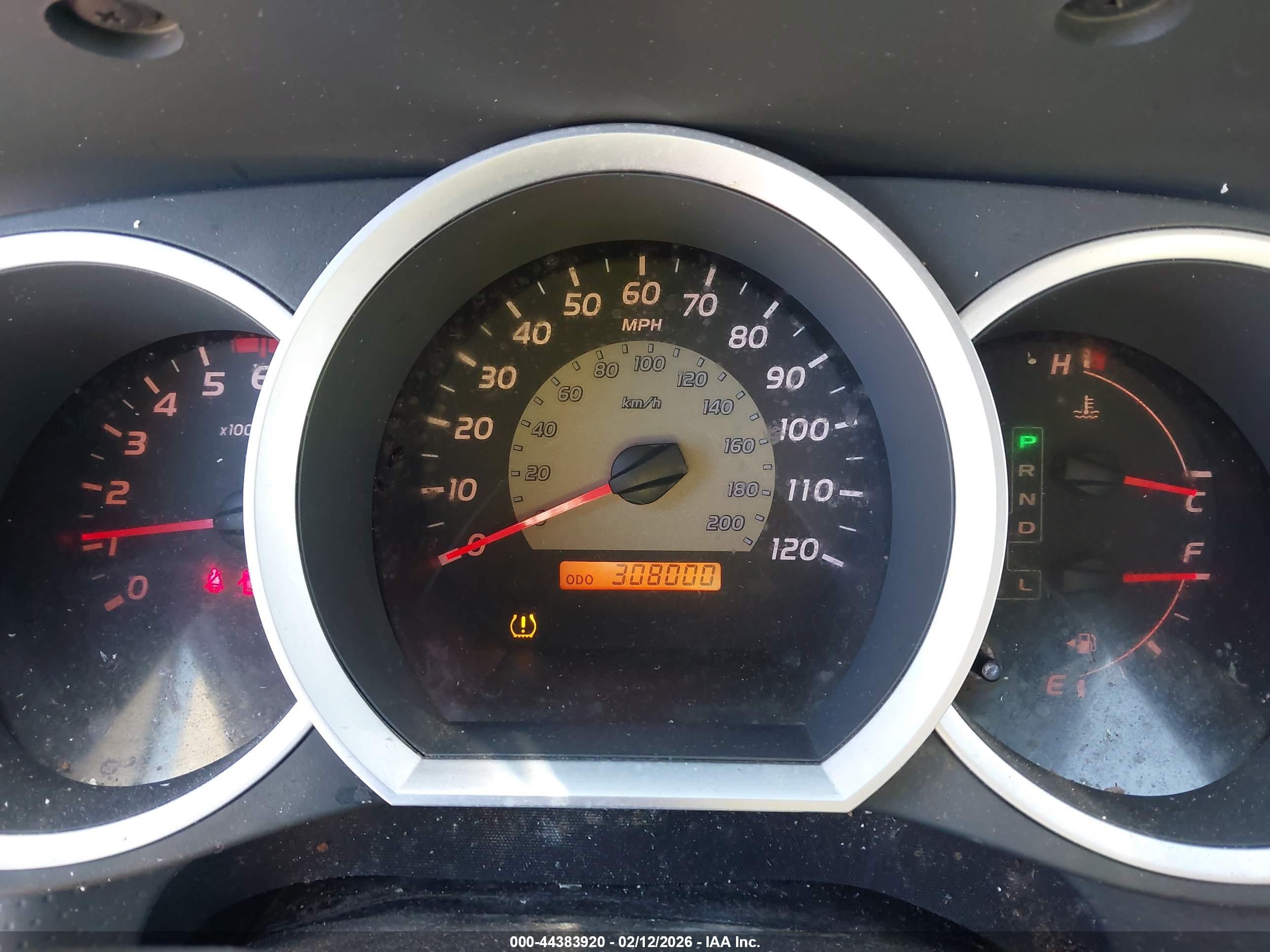 TOYOTA TACOMA image 7