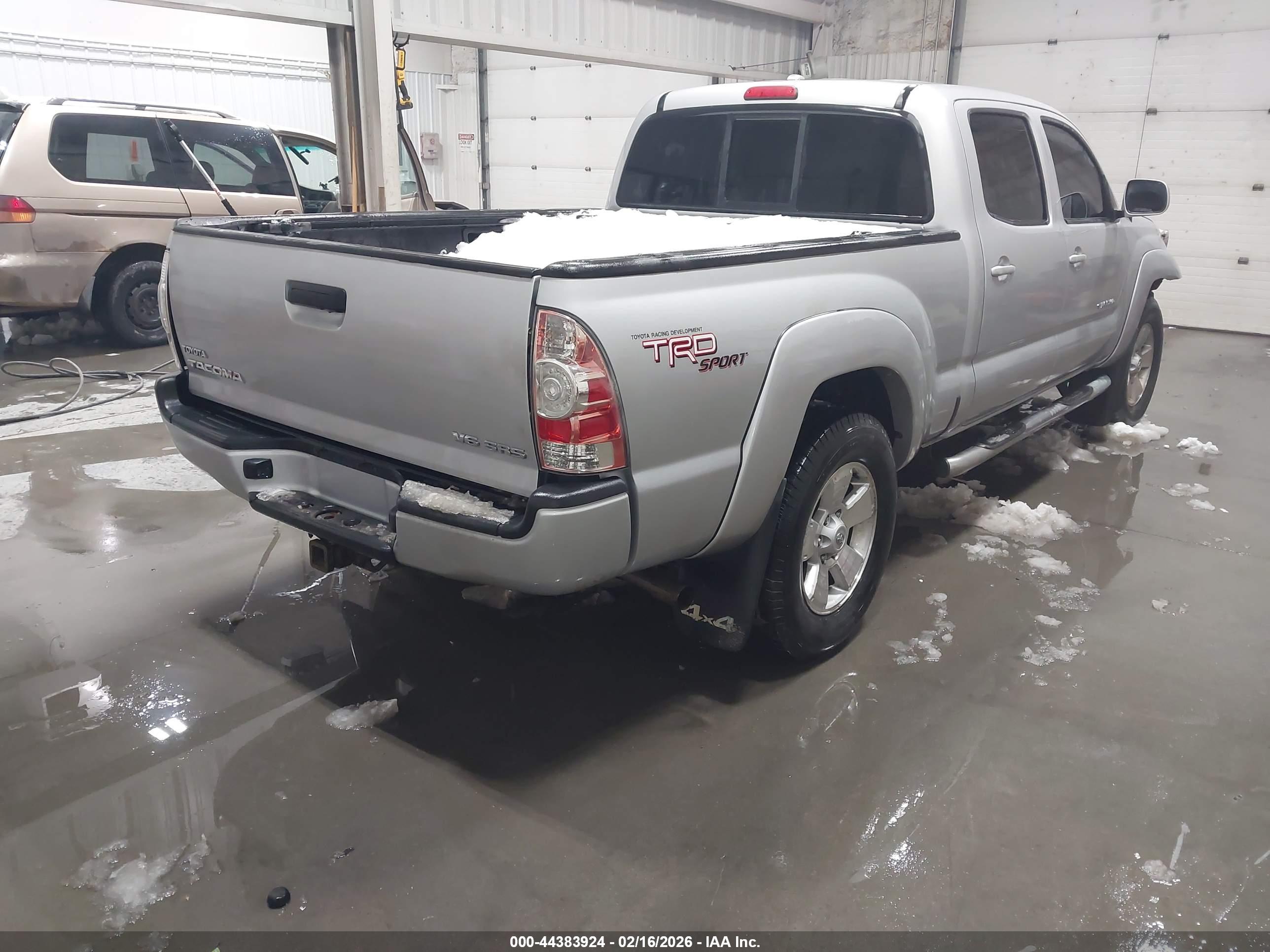 TOYOTA TACOMA image 4