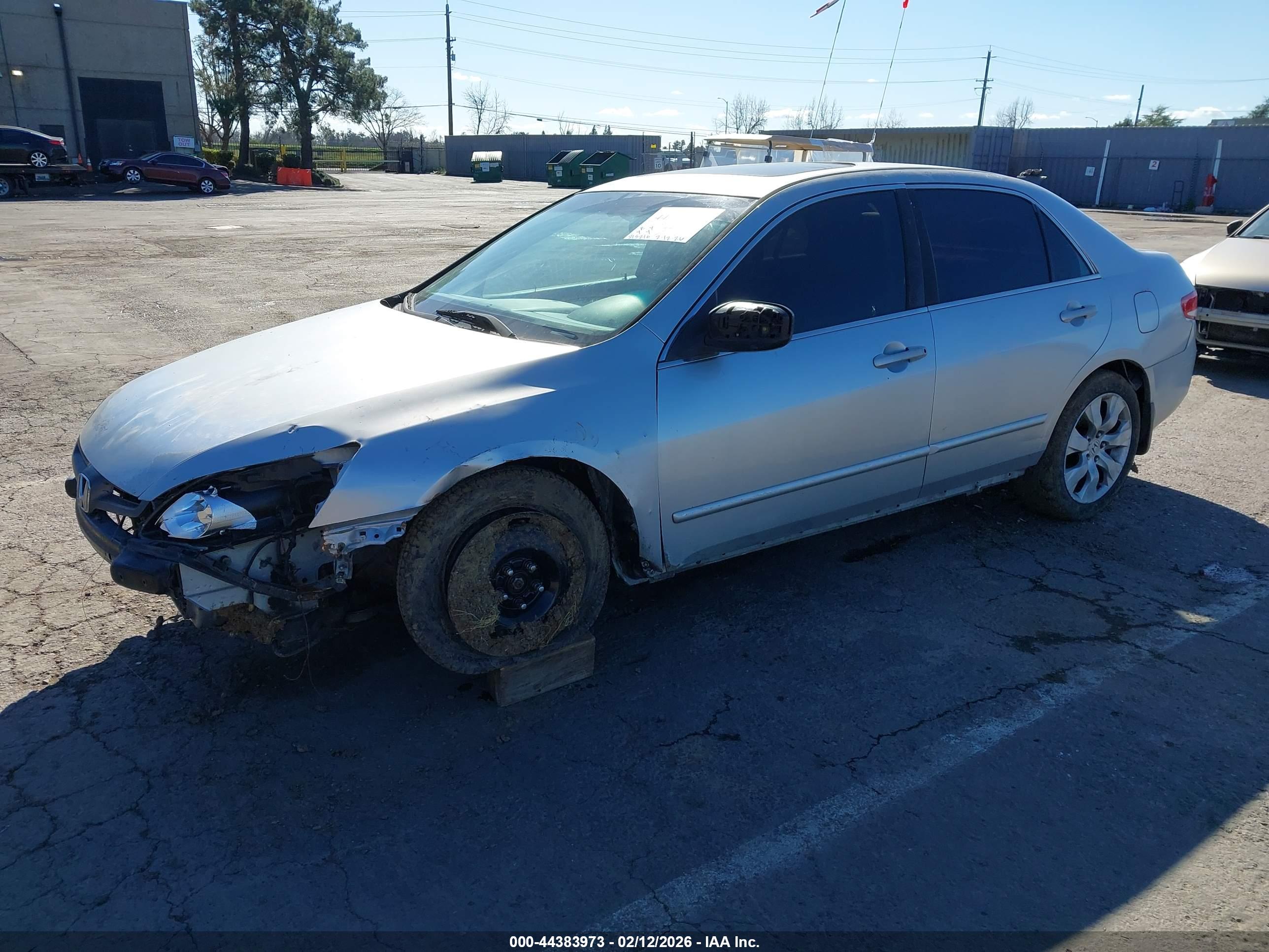 HONDA ACCORD image 2