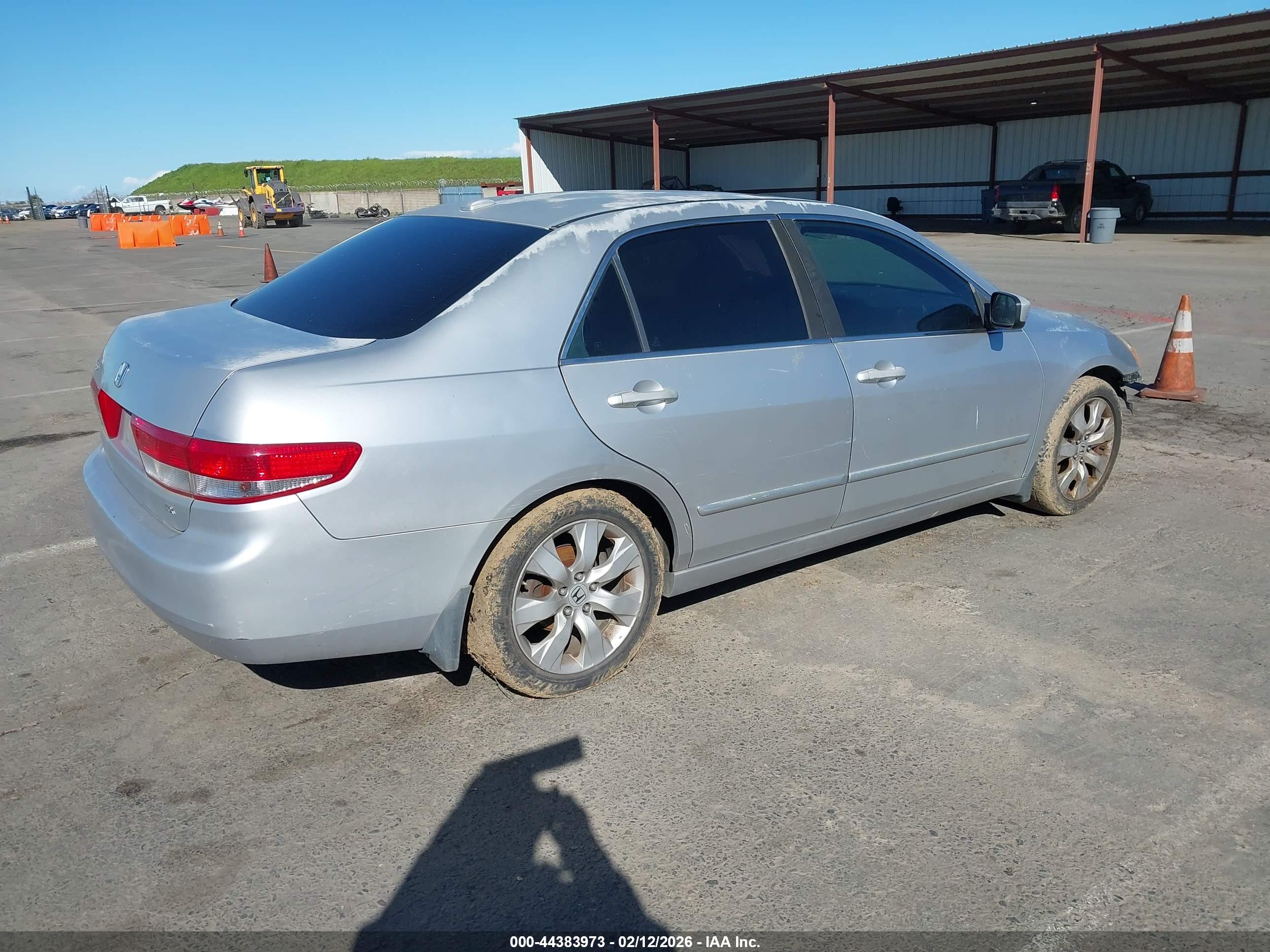 HONDA ACCORD image 4