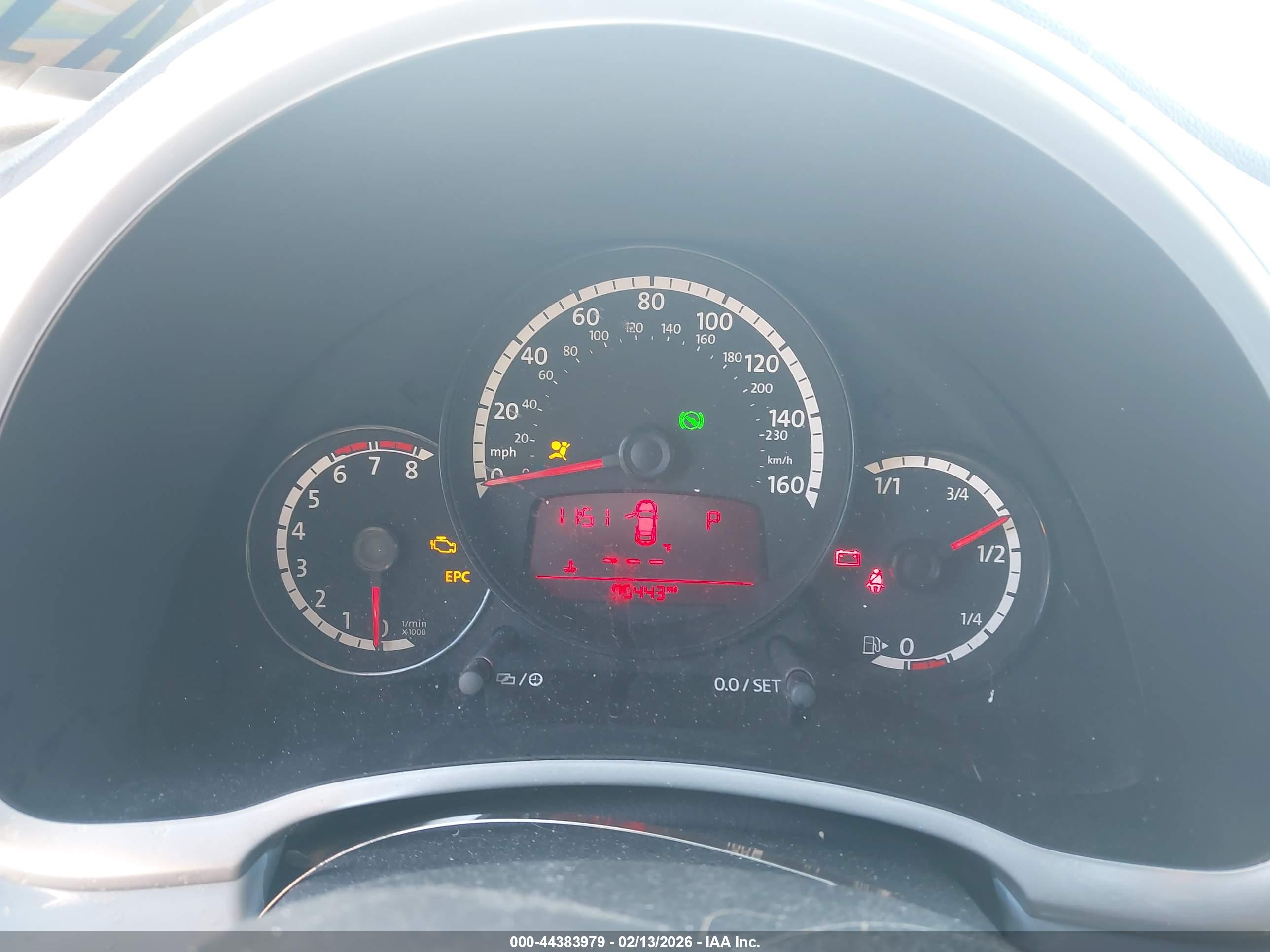 VOLKSWAGEN BEETLE image 7