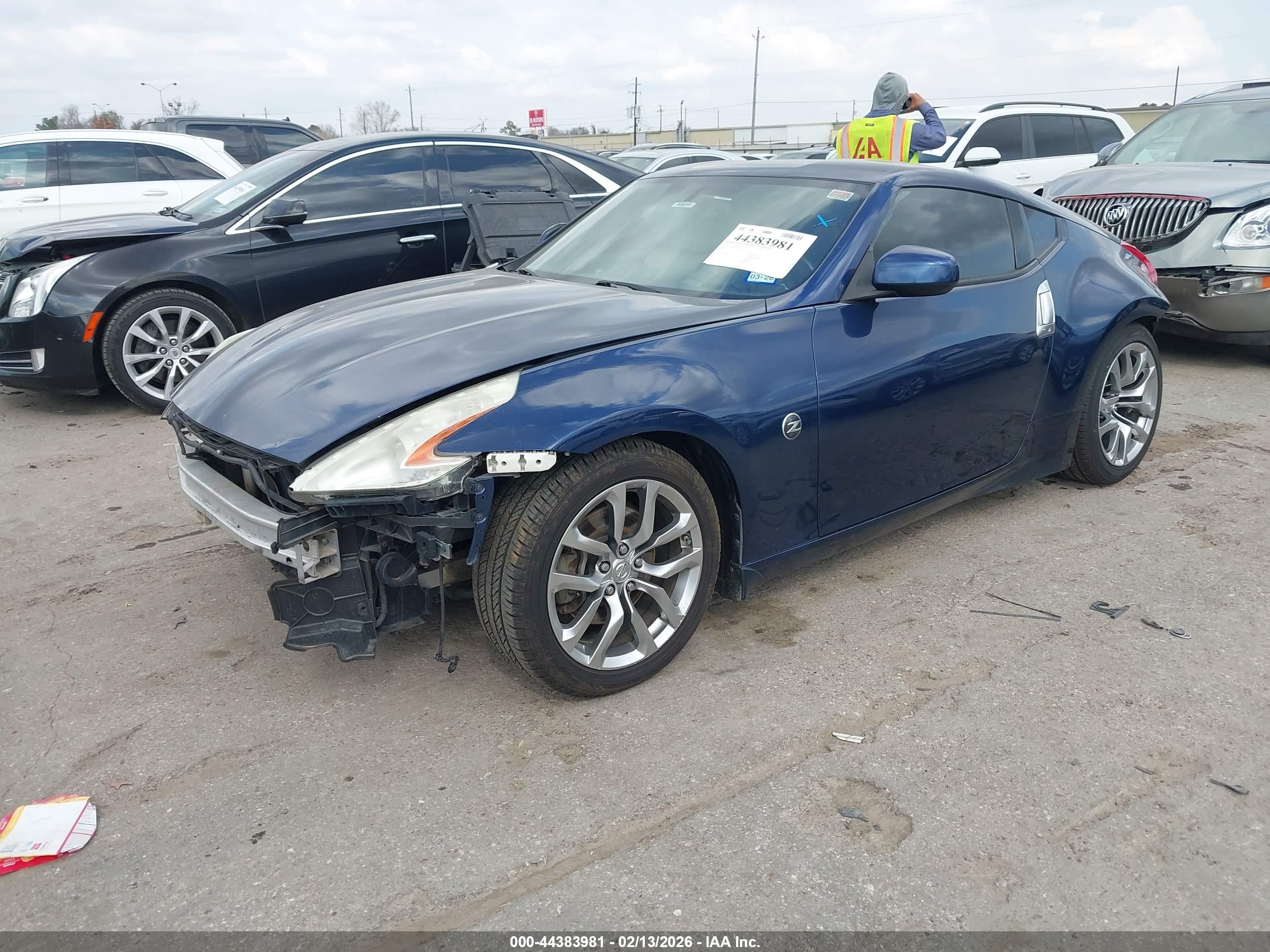NISSAN 370Z image 2