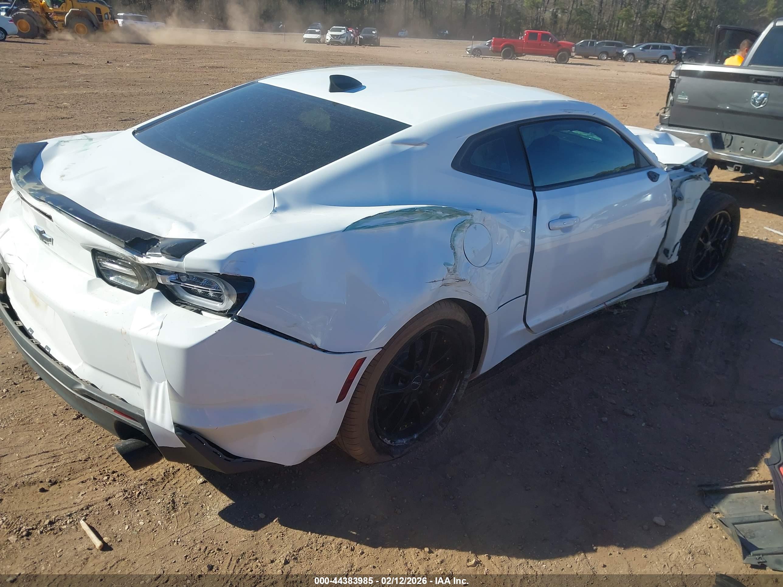 CHEVROLET CAMARO image 4
