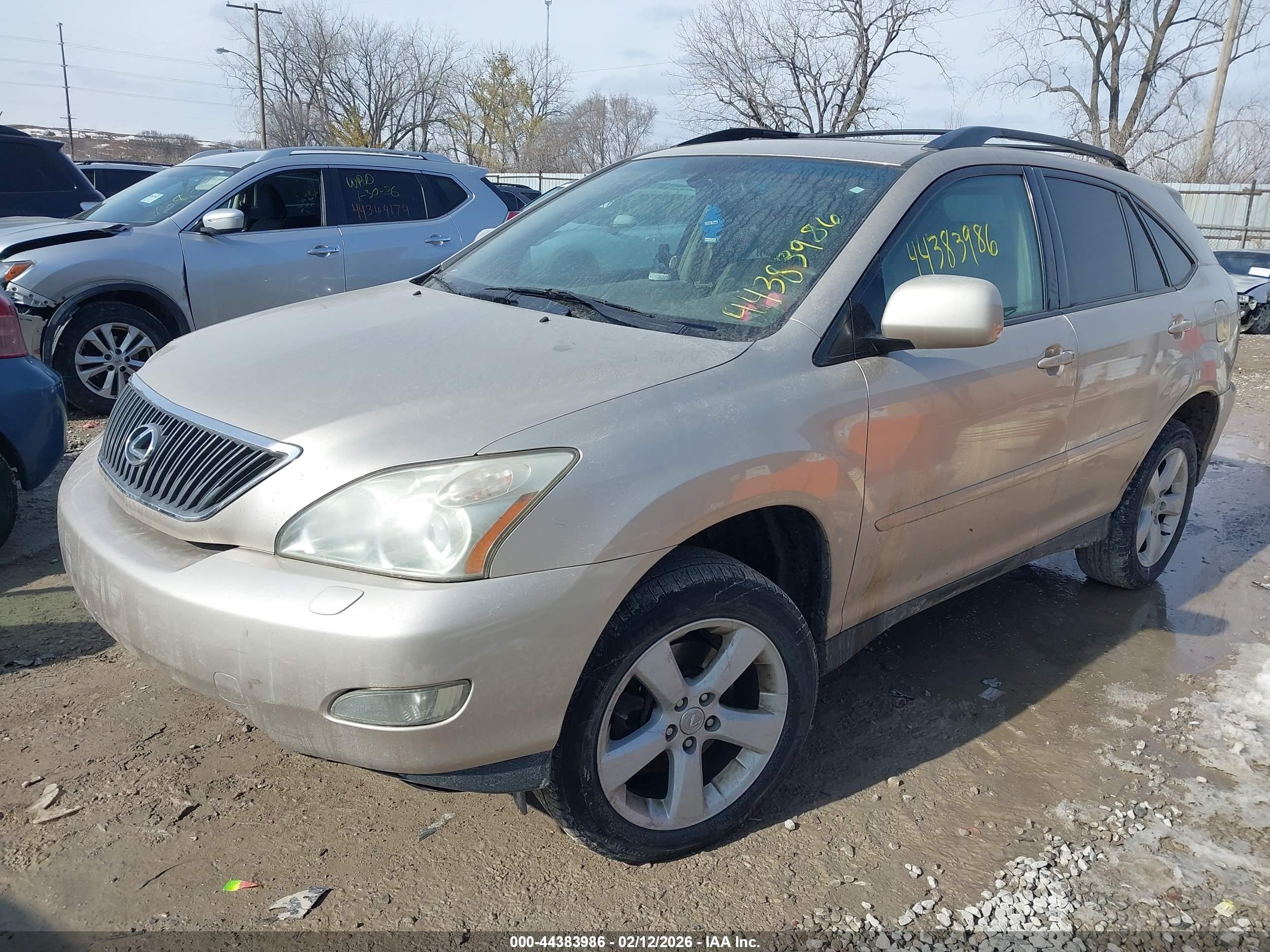 LEXUS RX image 2