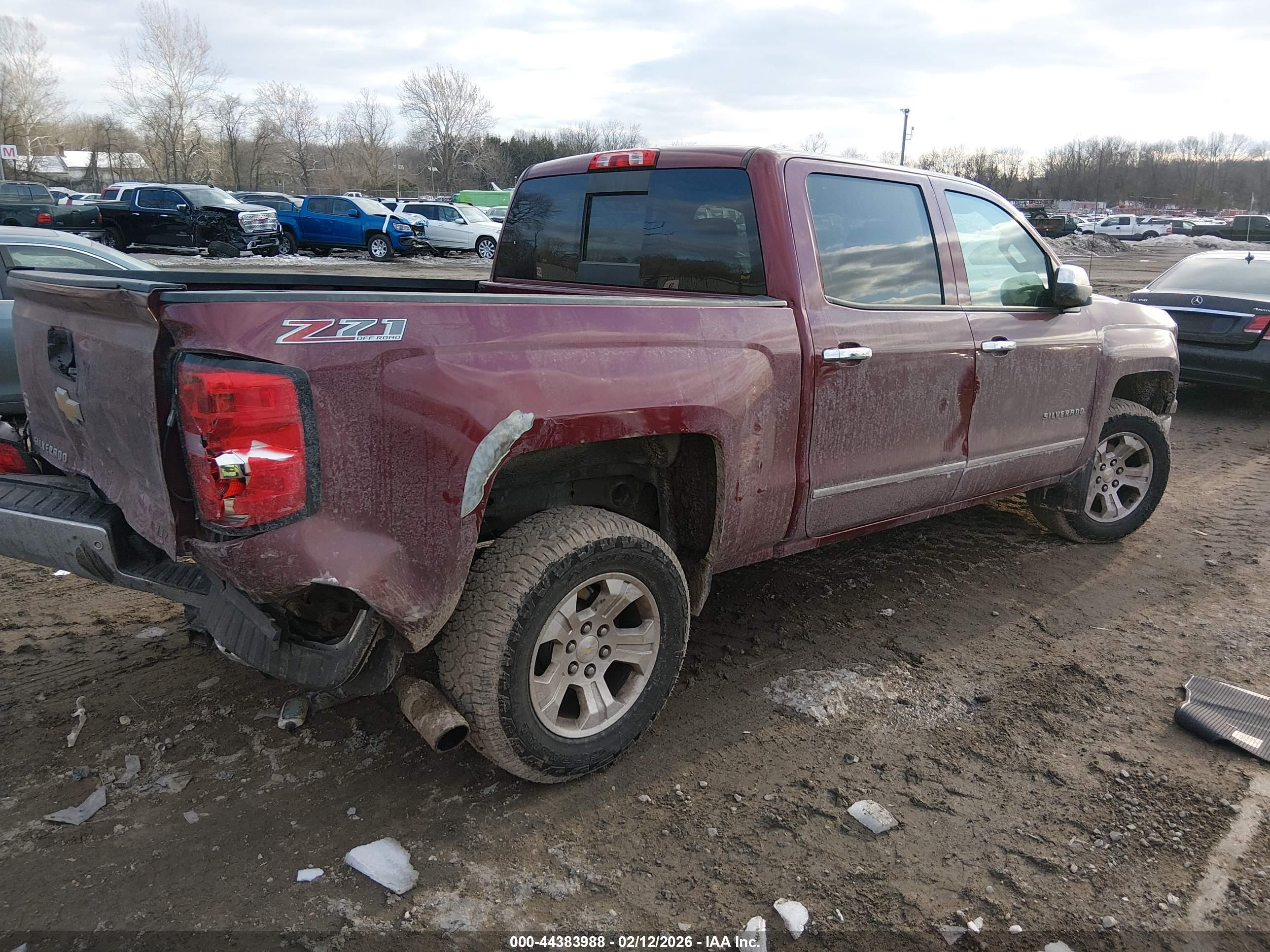 CHEVROLET SILVERADO image 4