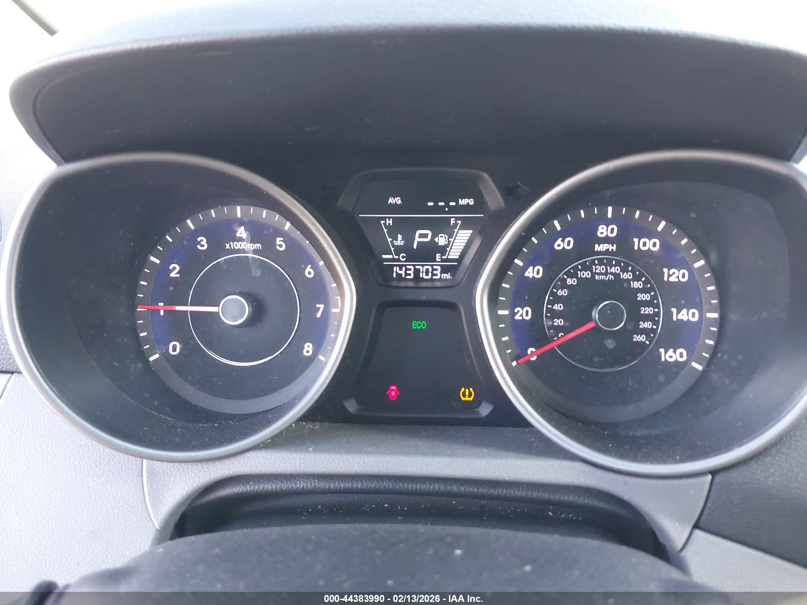HYUNDAI ELANTRA image 7