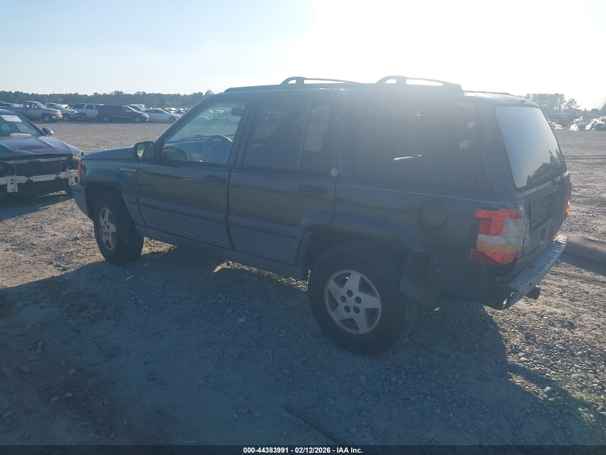 JEEP GRAND image 3