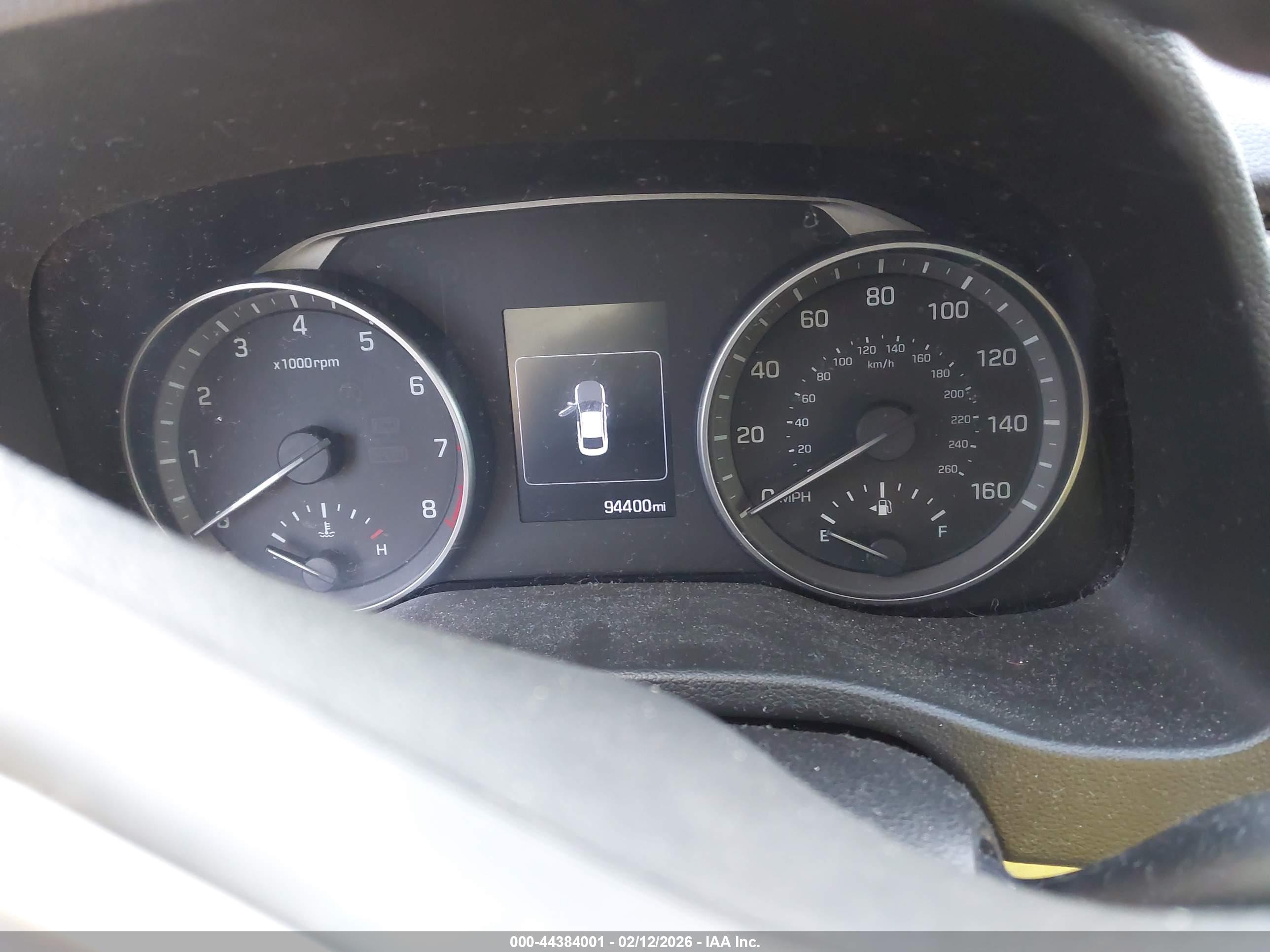 HYUNDAI ELANTRA image 7