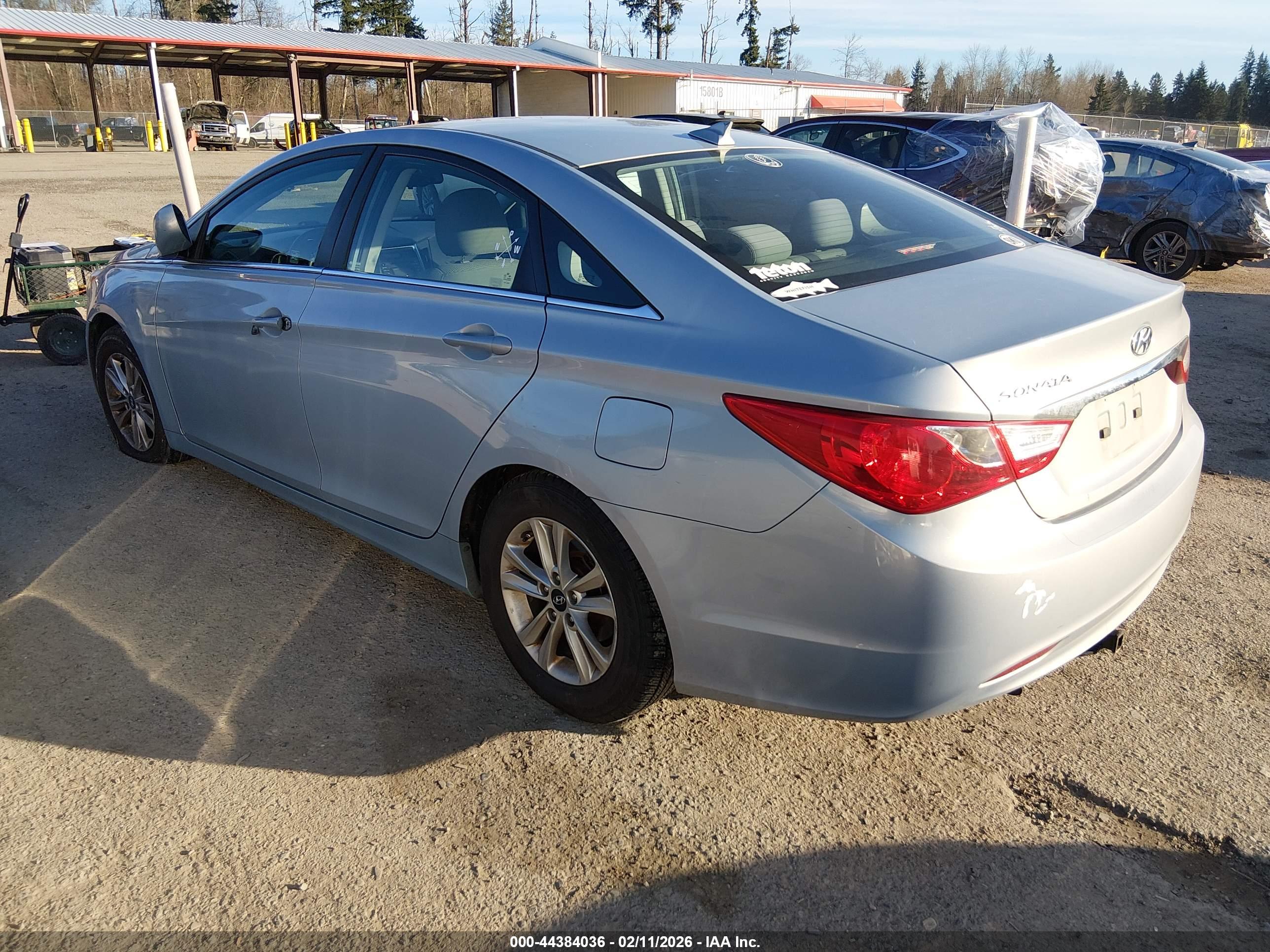 HYUNDAI SONATA image 3