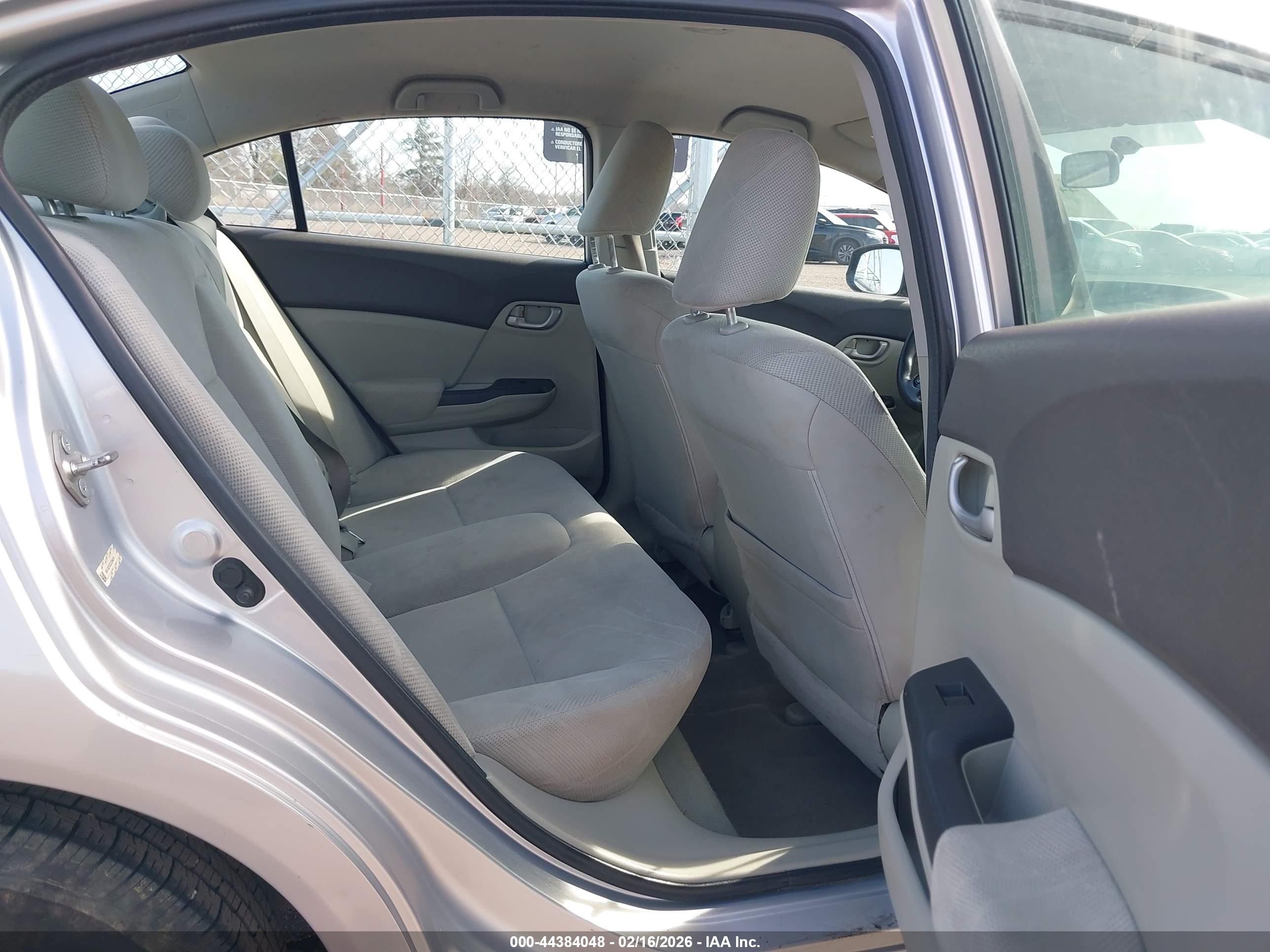 HONDA CIVIC image 8