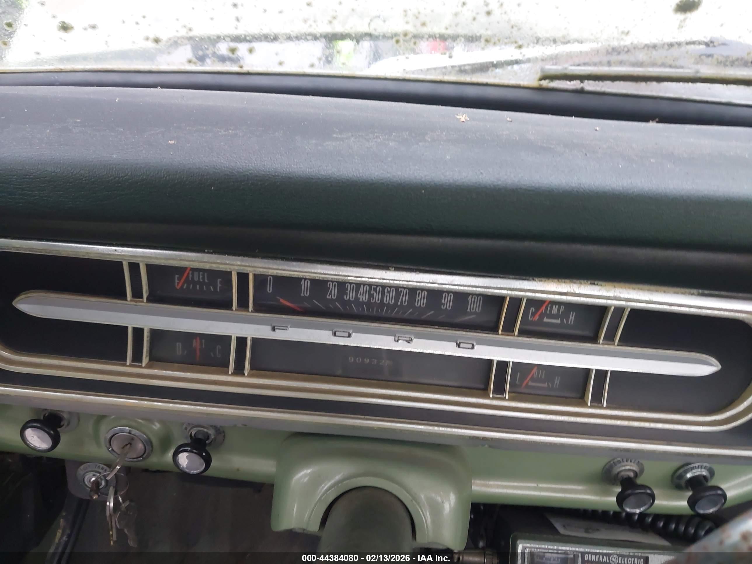 FORD F-250 image 7