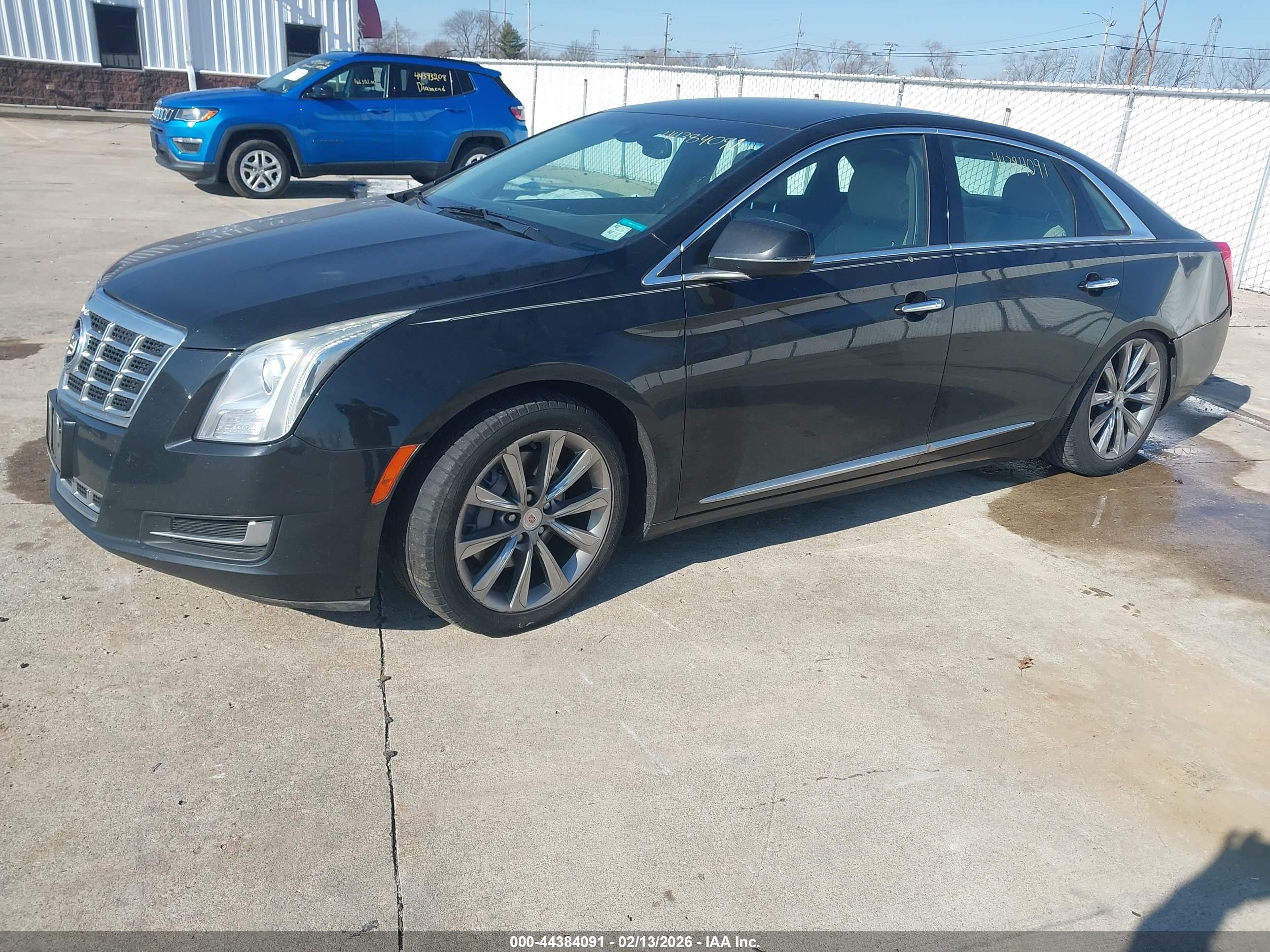 CADILLAC XTS image 2